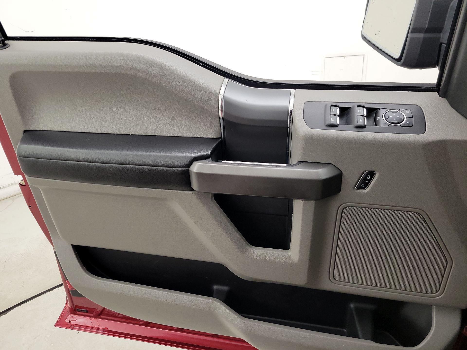 Thumbnail: 2016 Ford F-150 - 12