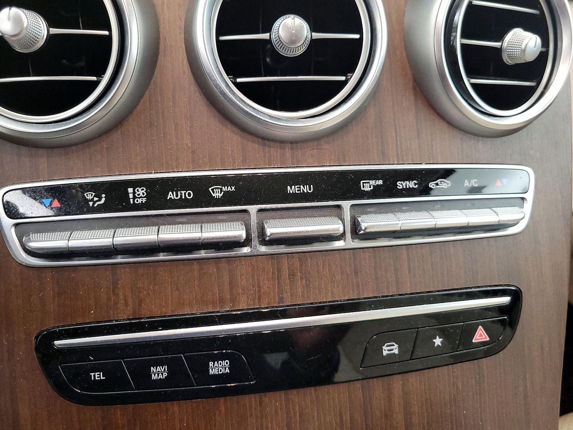 Thumbnail: 2020 Mercedes-Benz GLC - 16