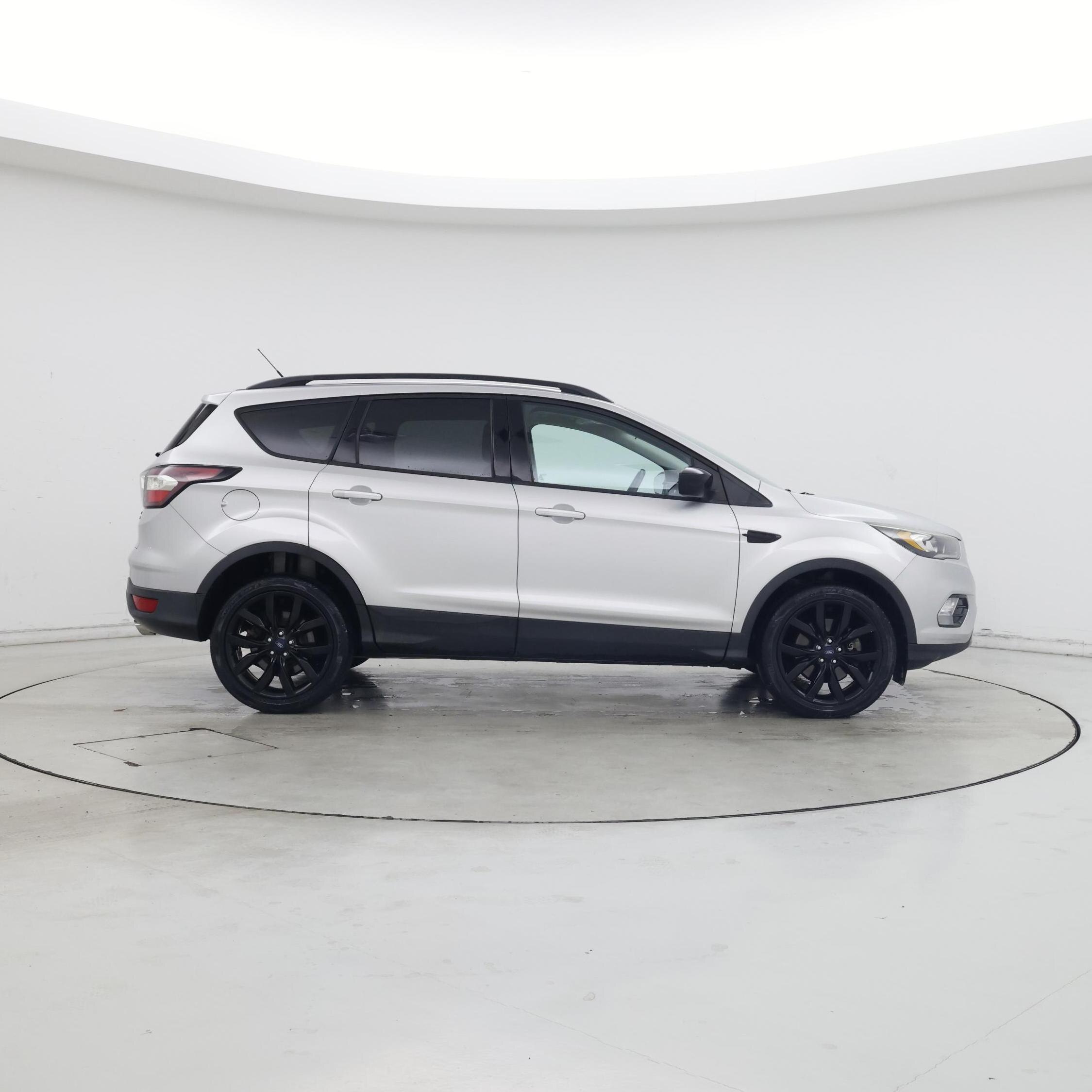 Thumbnail: 2017 Ford Escape - 7