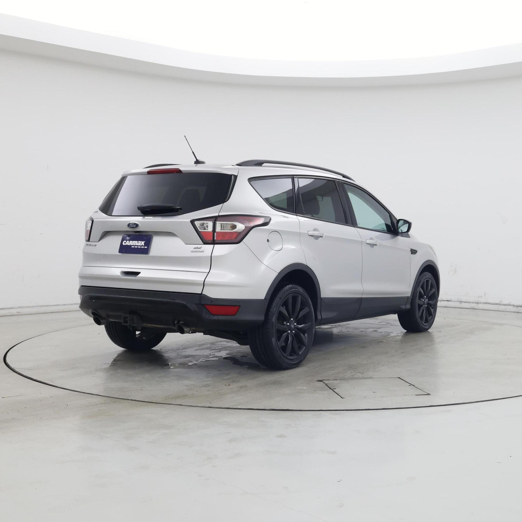 Thumbnail: 2017 Ford Escape - 8