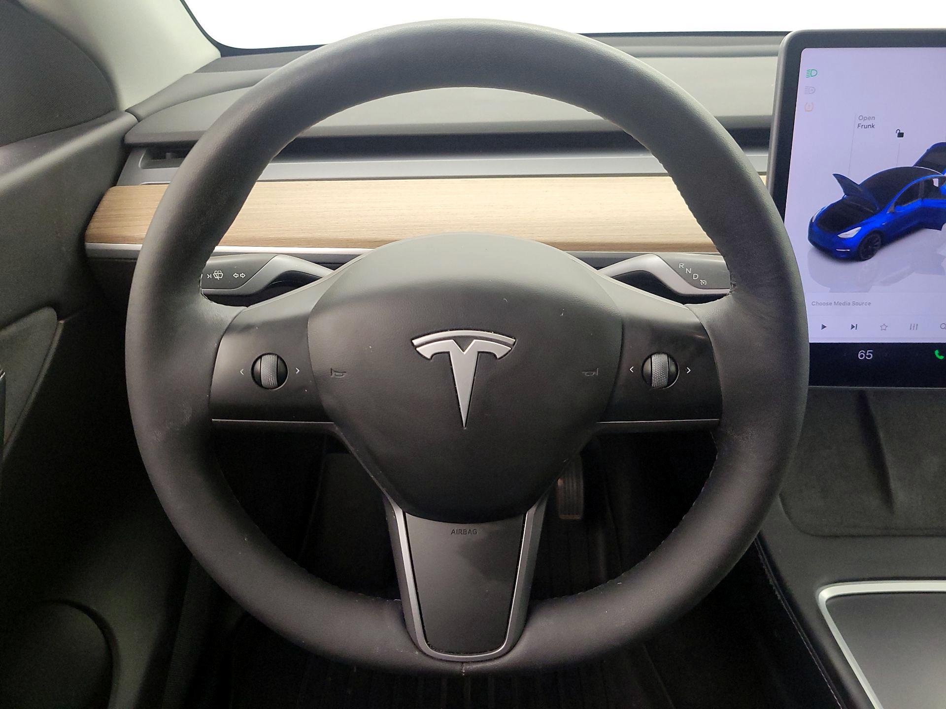 Thumbnail: 2022 Tesla Model Y - 10