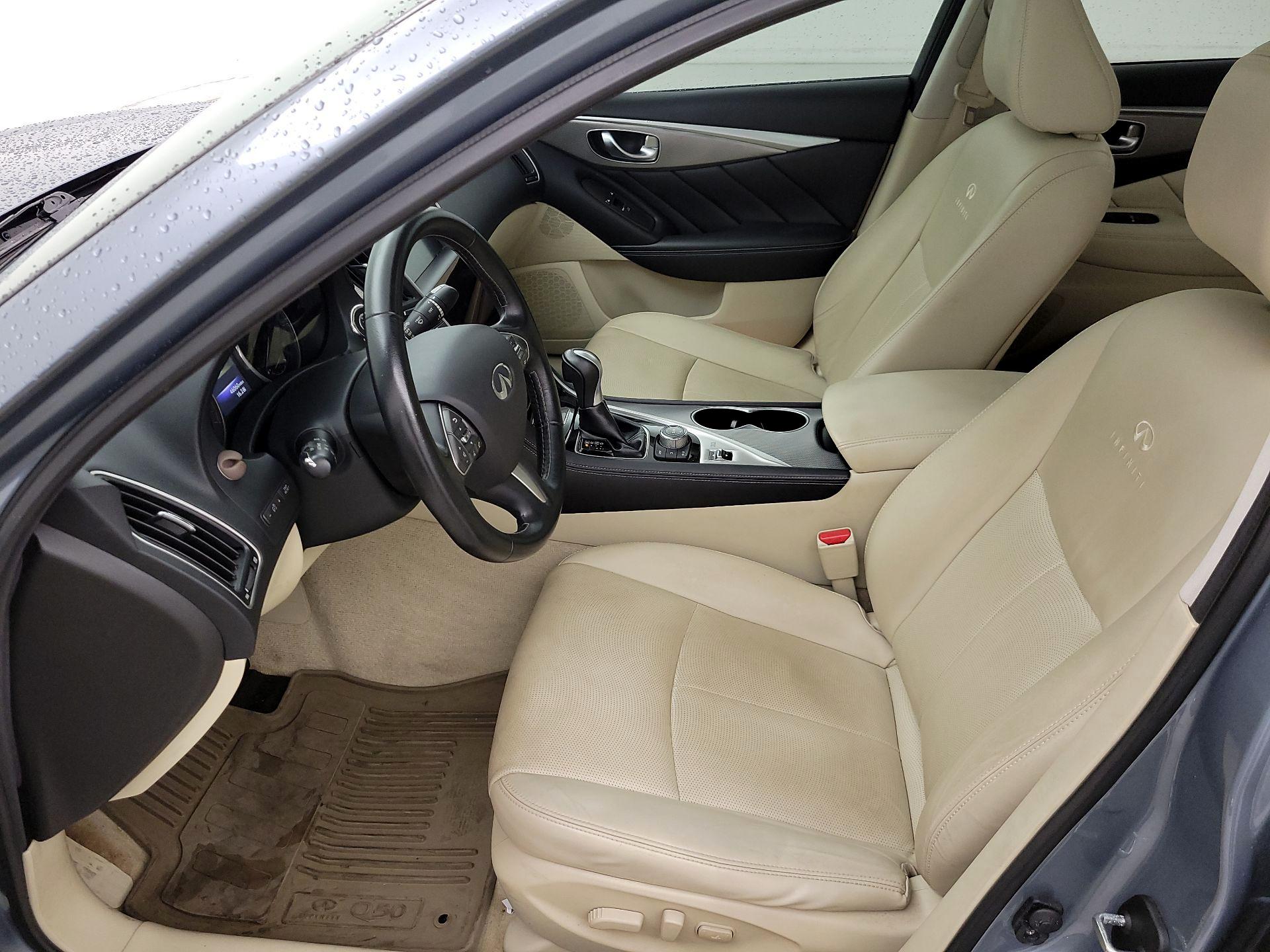 Thumbnail: 2014 INFINITI Q50 - 11
