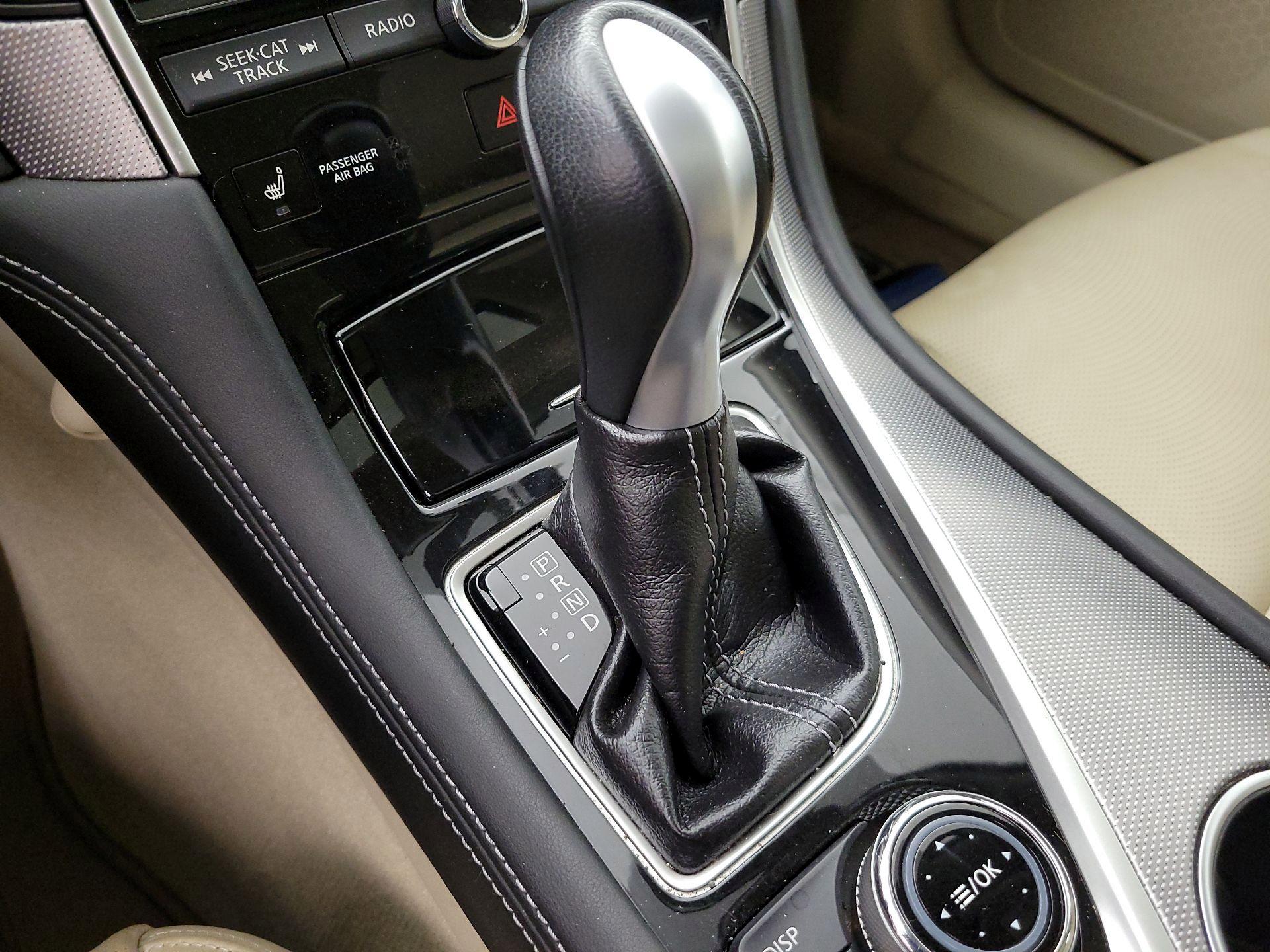 Thumbnail: 2014 INFINITI Q50 - 17