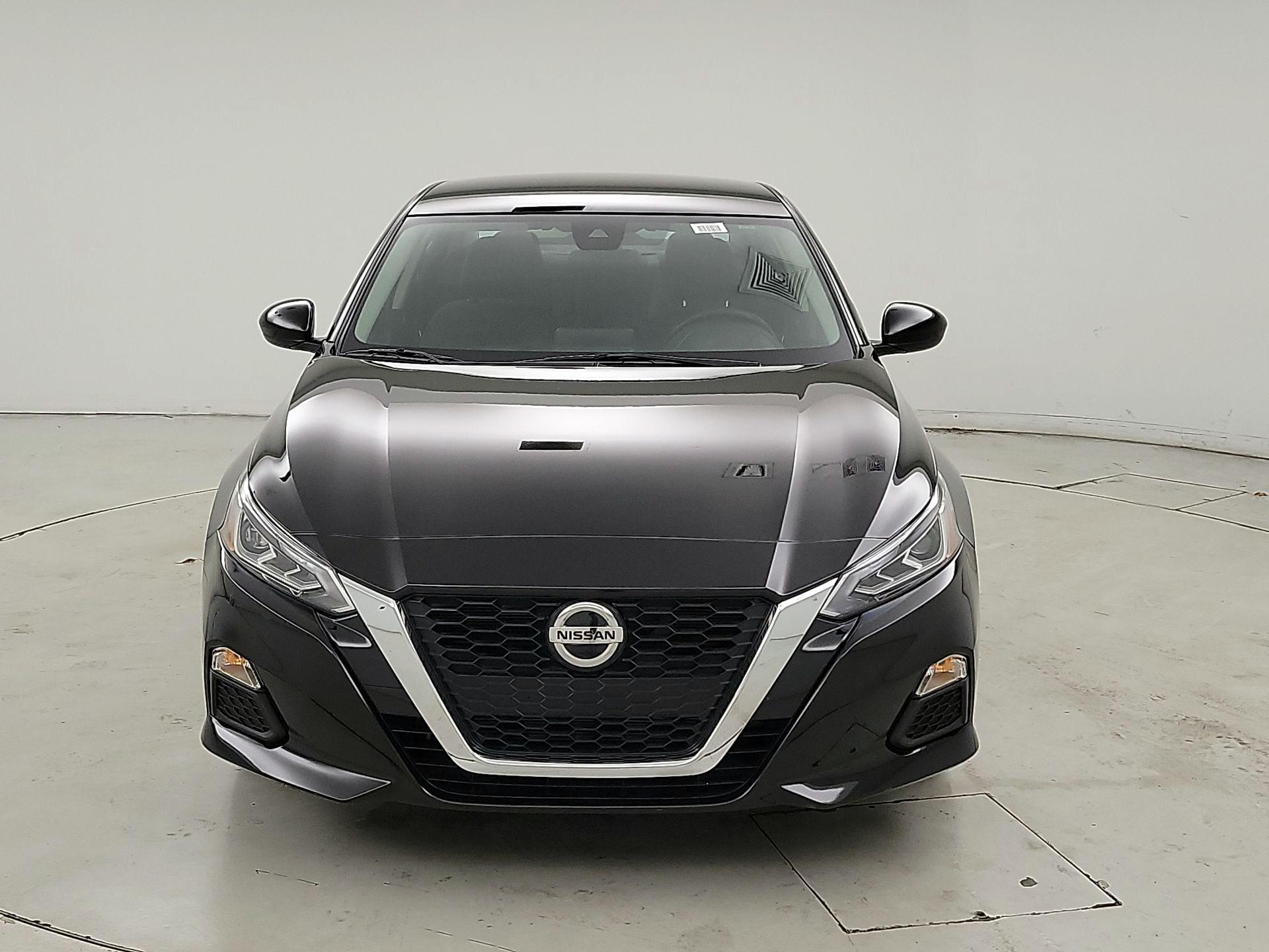 Thumbnail: 2022 Nissan Altima - 2