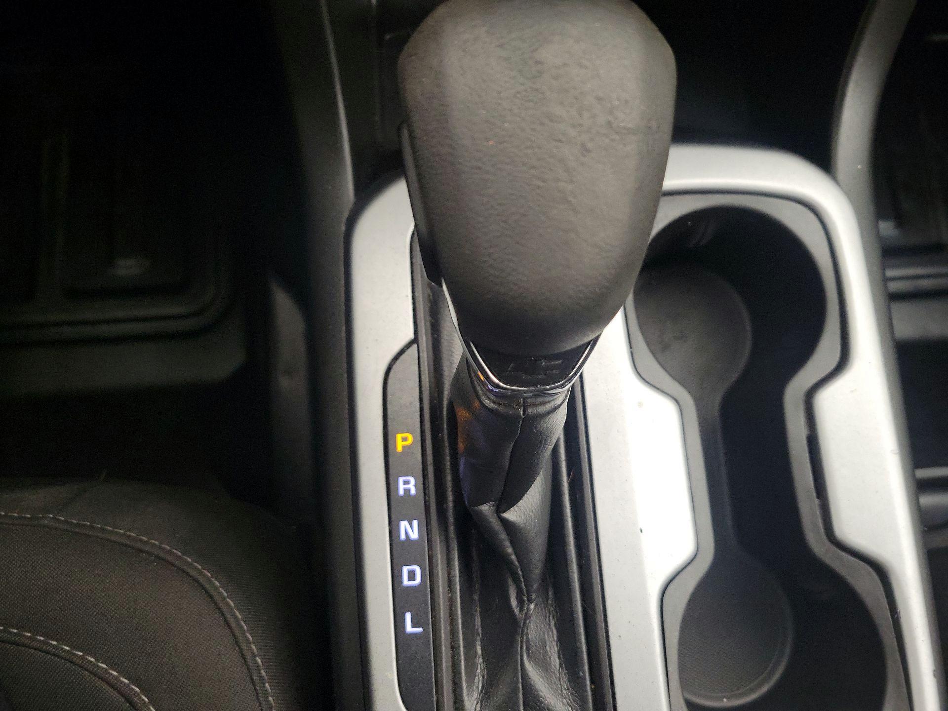 Thumbnail: 2022 Chevrolet Colorado - 17