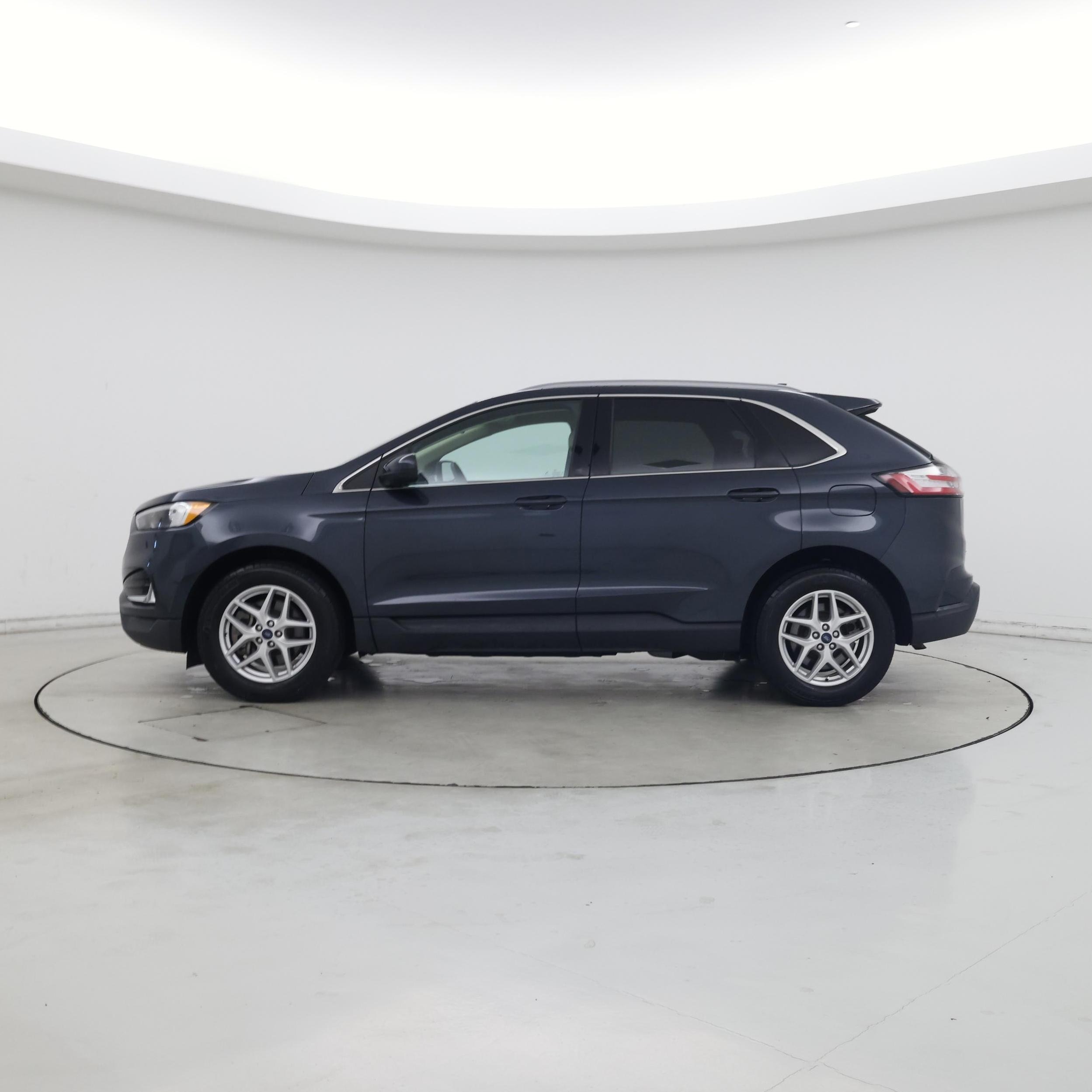 Thumbnail: 2022 Ford Edge - 3
