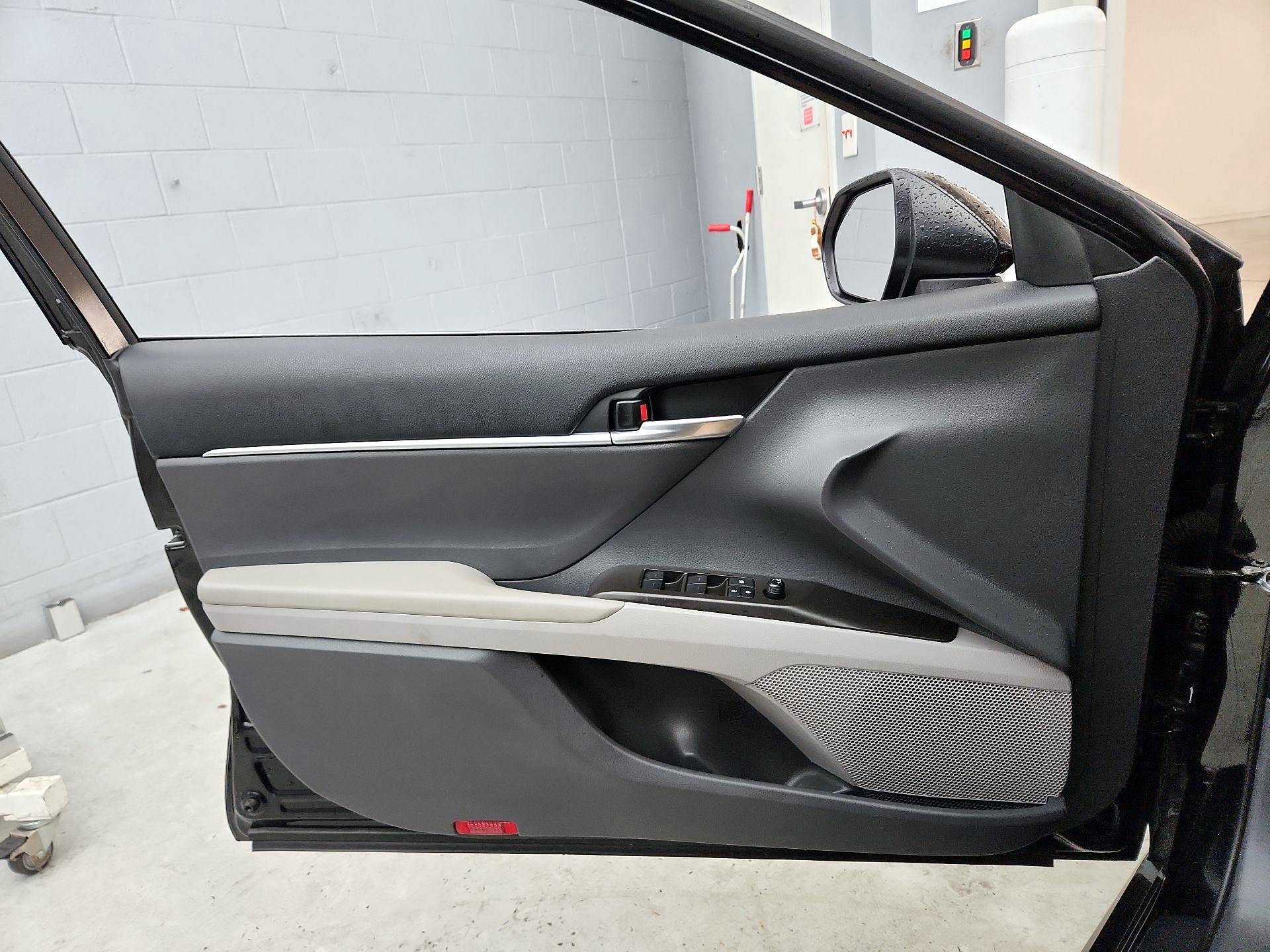 Thumbnail: 2023 Toyota Camry - 12