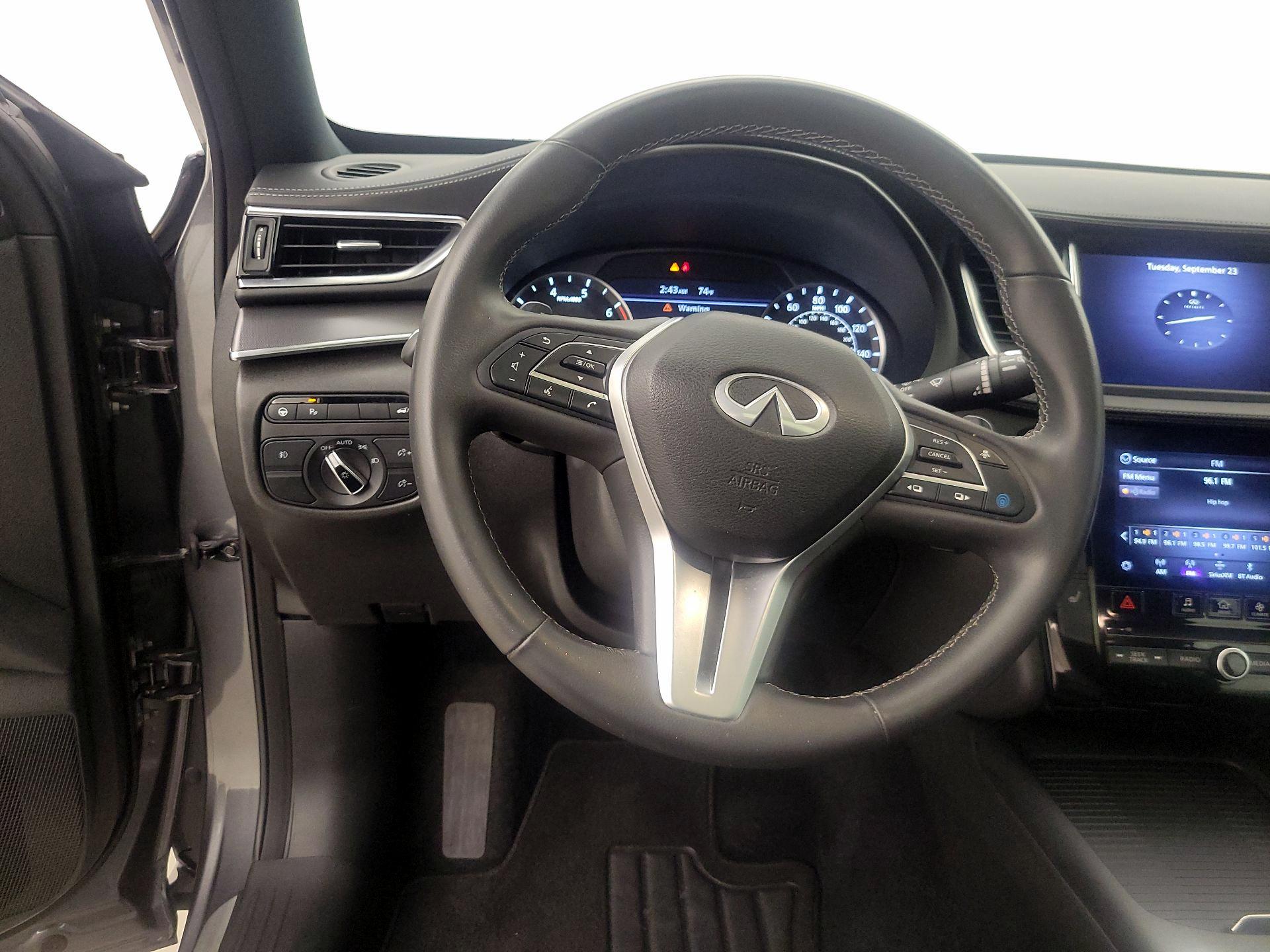 Thumbnail: 2022 INFINITI QX50 - 10