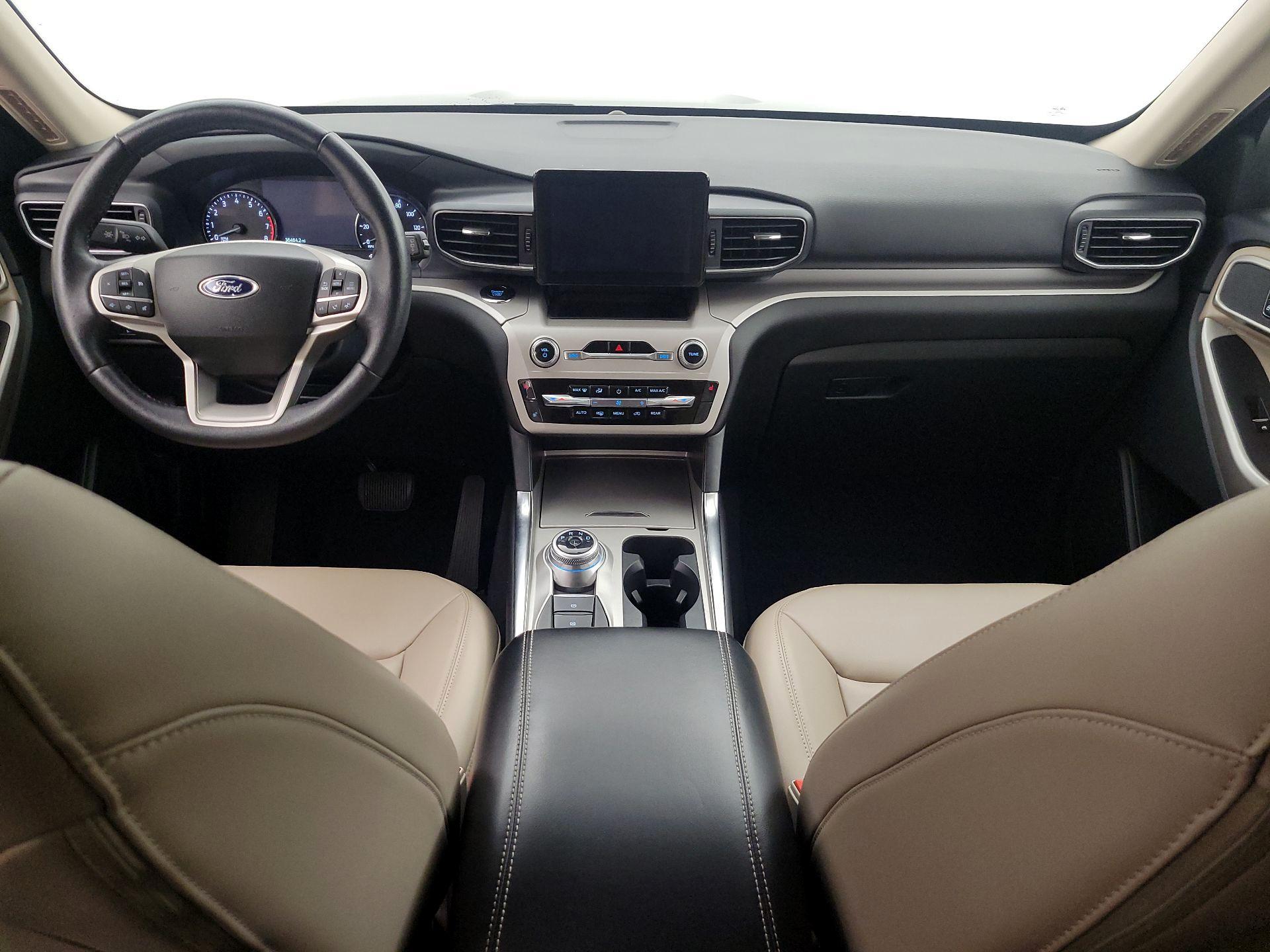 Thumbnail: 2023 Ford Explorer - 9