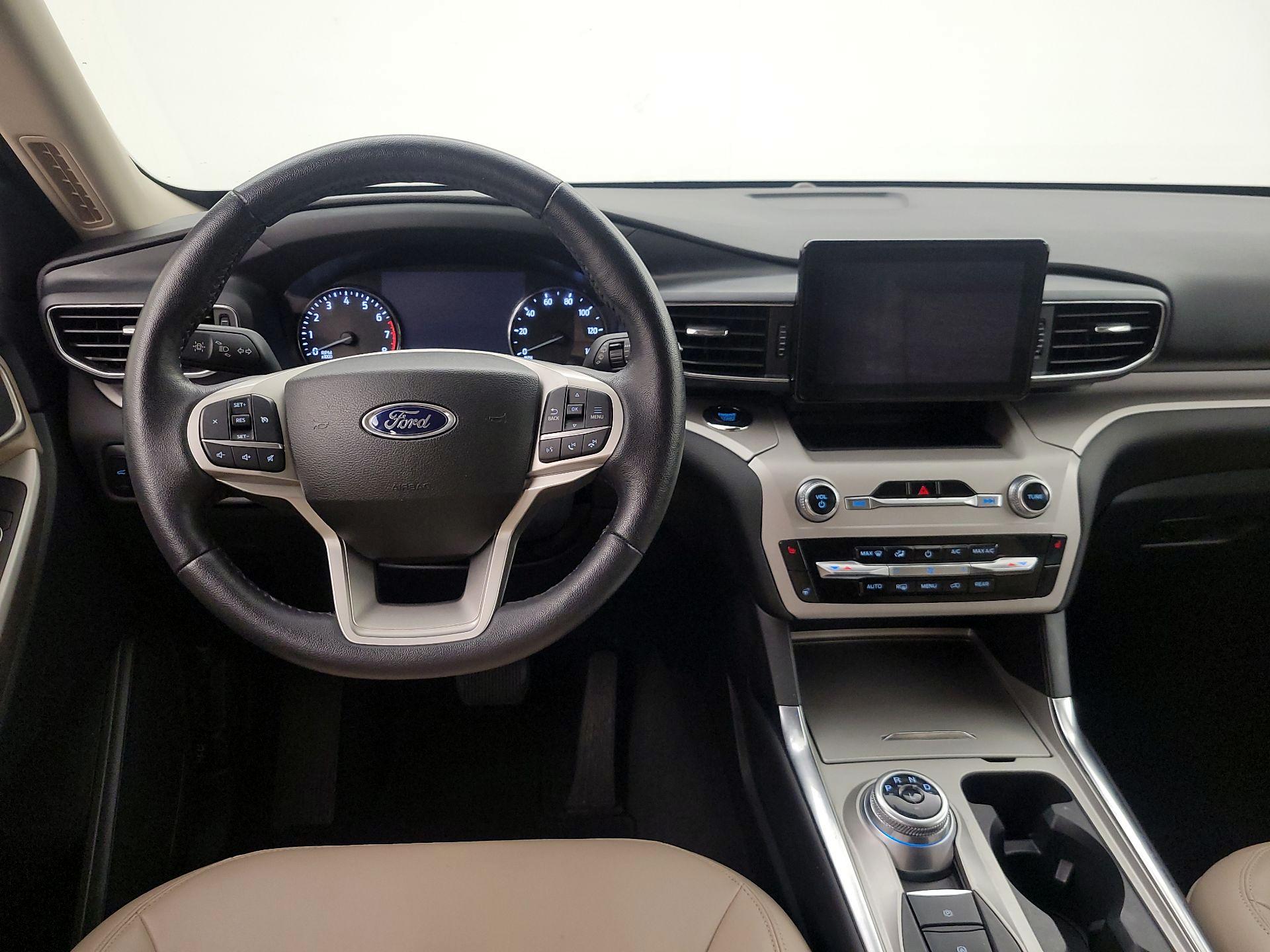 Thumbnail: 2023 Ford Explorer - 10