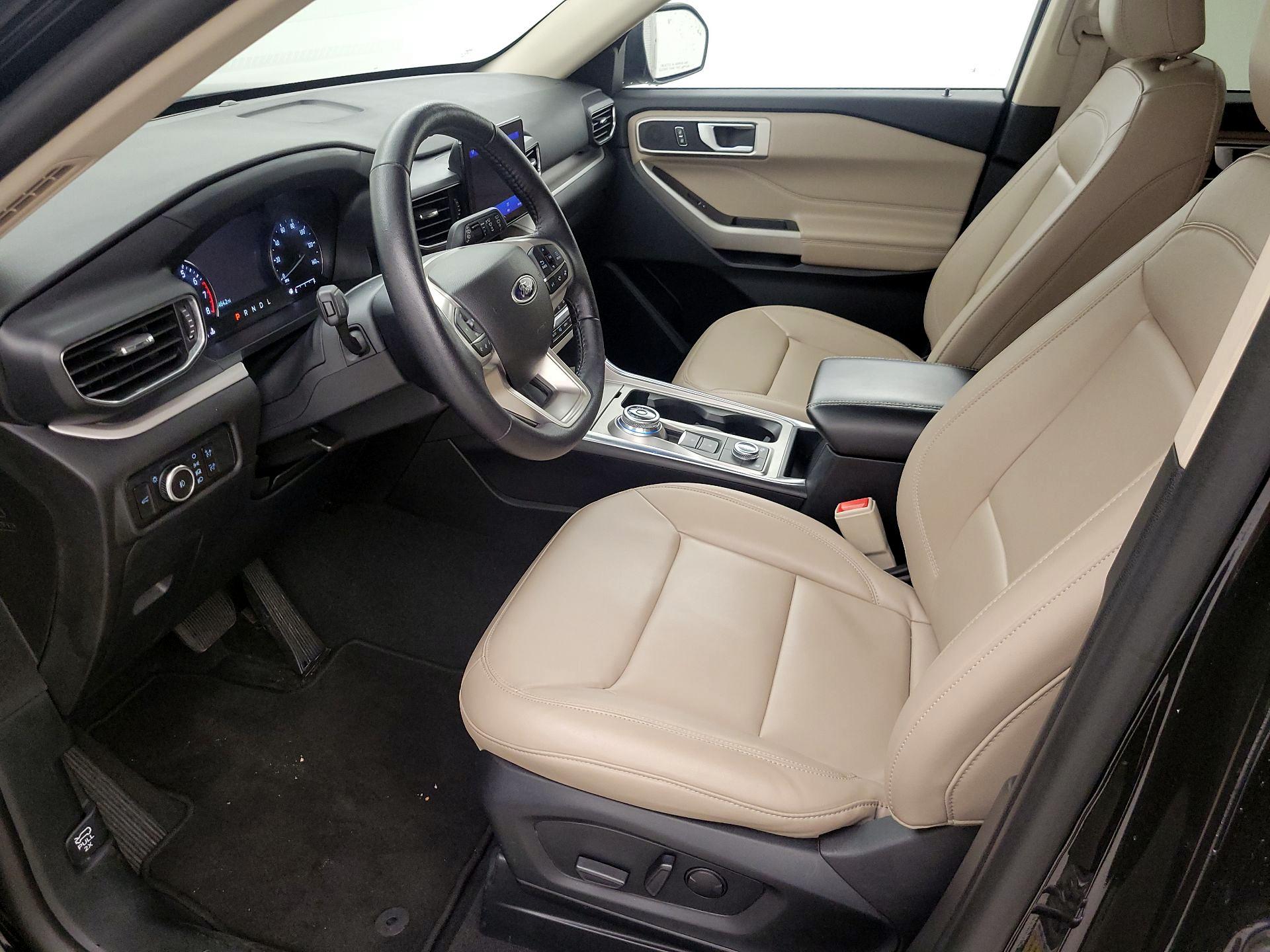 Thumbnail: 2023 Ford Explorer - 11