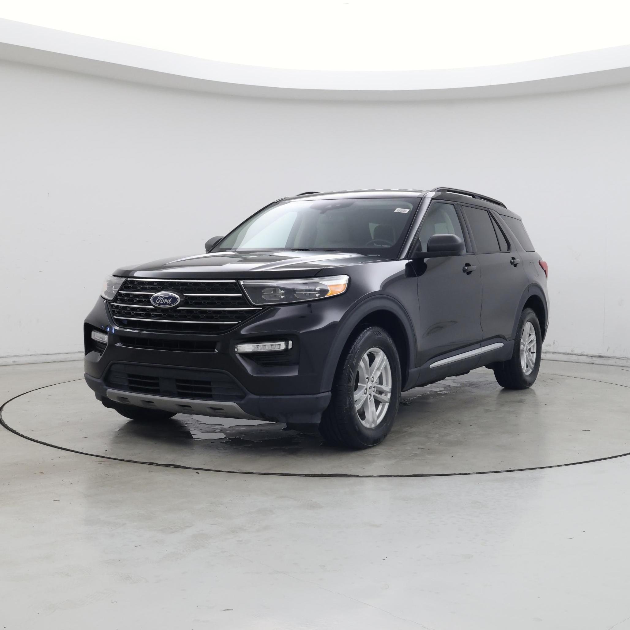 Thumbnail: 2023 Ford Explorer - 4