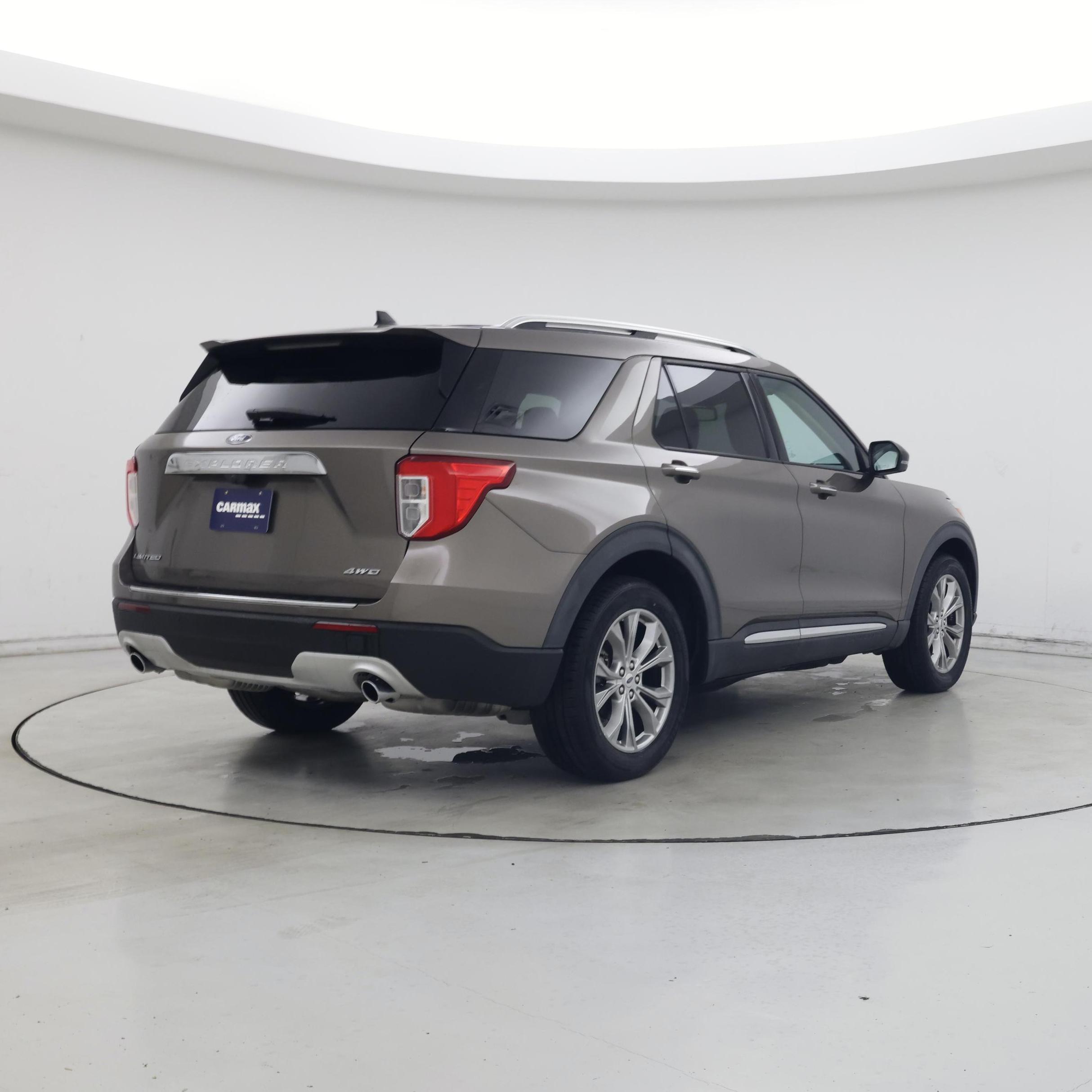 Thumbnail: 2021 Ford Explorer - 8