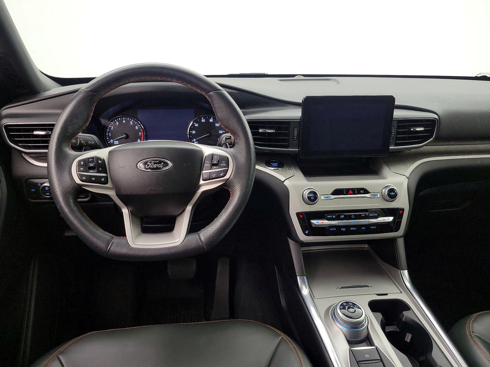 Thumbnail: 2022 Ford Explorer - 10