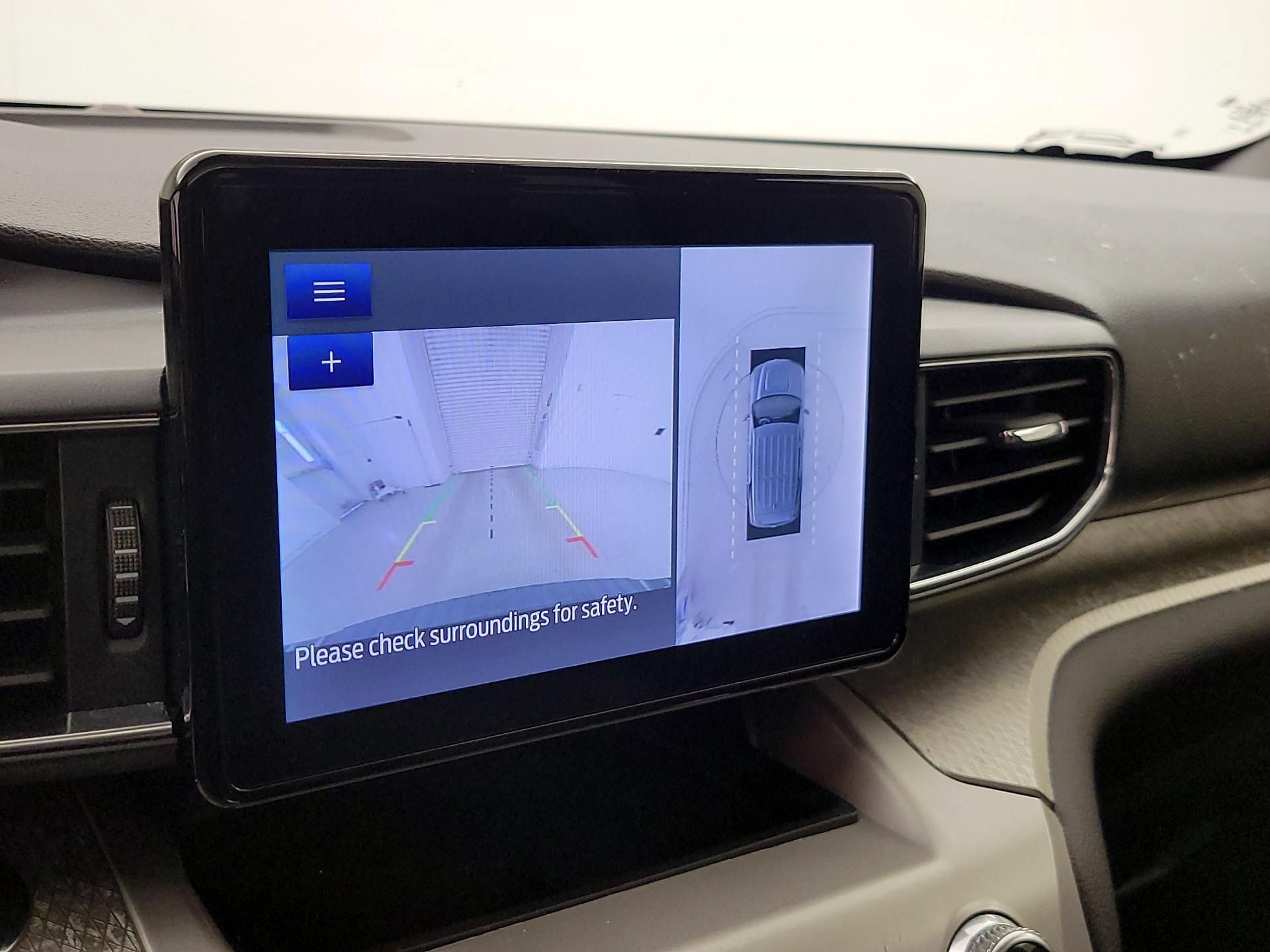 Thumbnail: 2022 Ford Explorer - 15