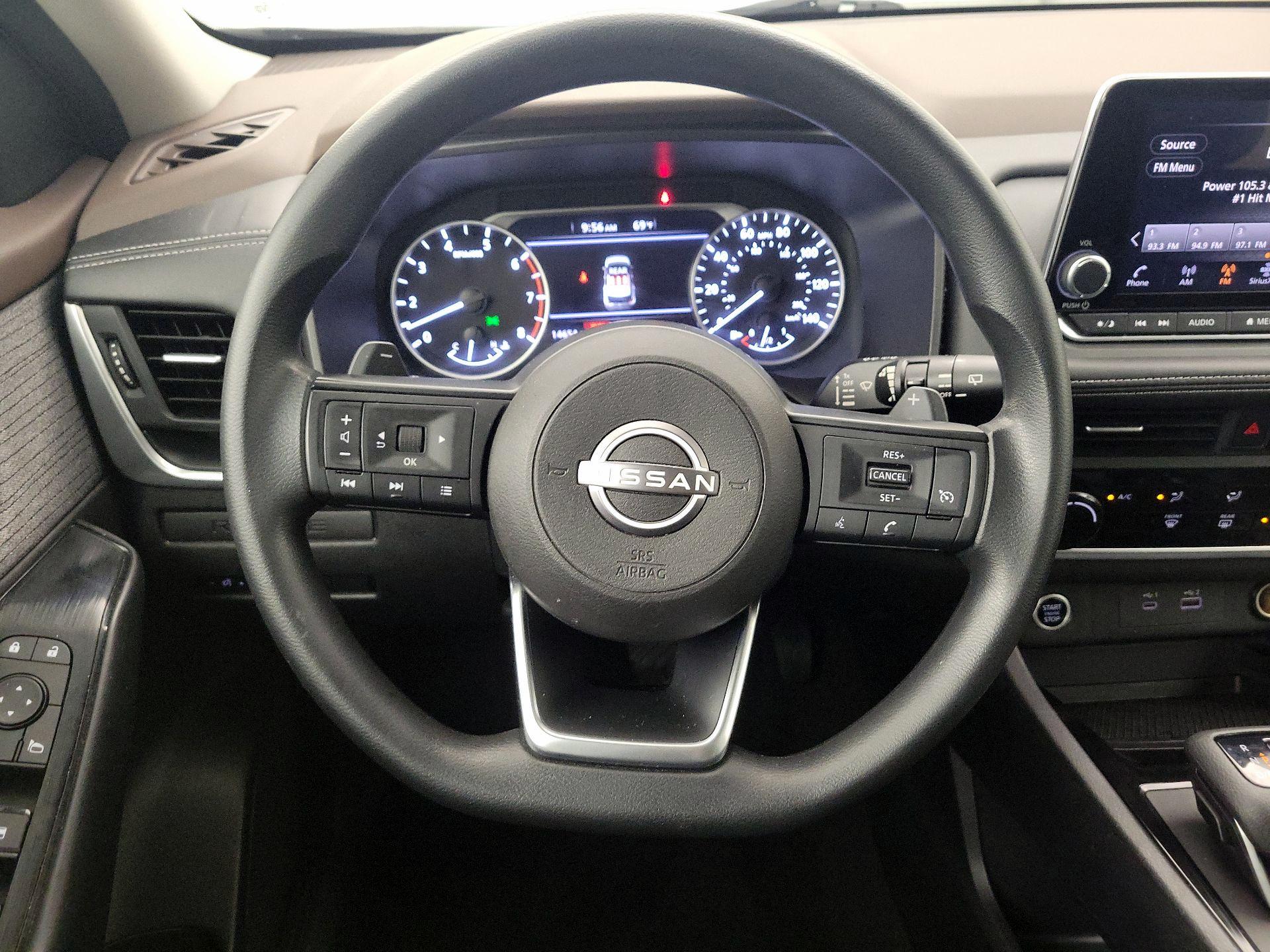 Thumbnail: 2023 Nissan Rogue - 10