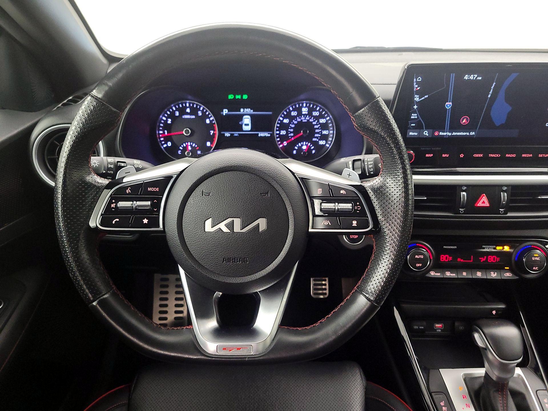 Thumbnail: 2023 Kia Forte - 10