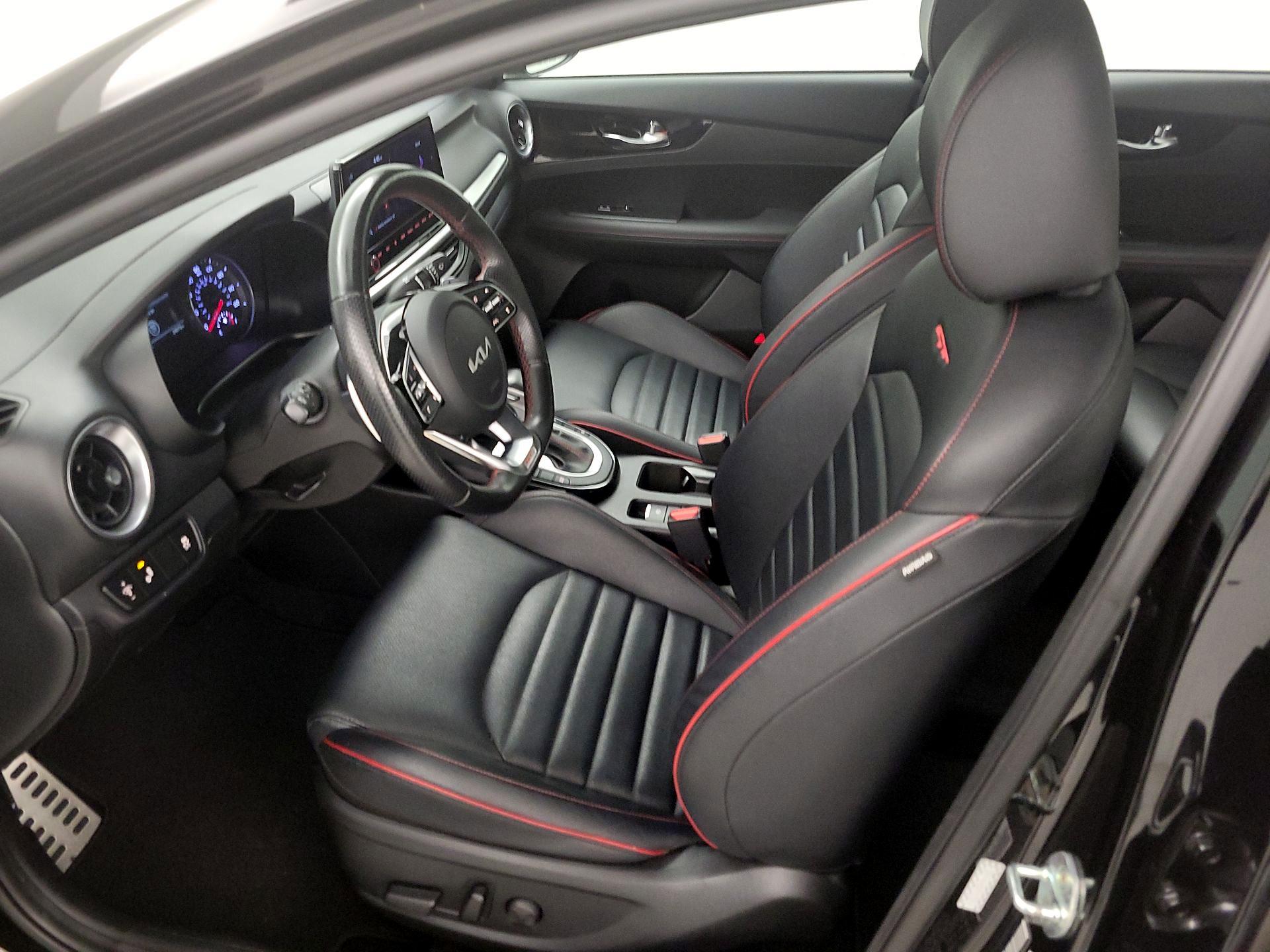 Thumbnail: 2023 Kia Forte - 11