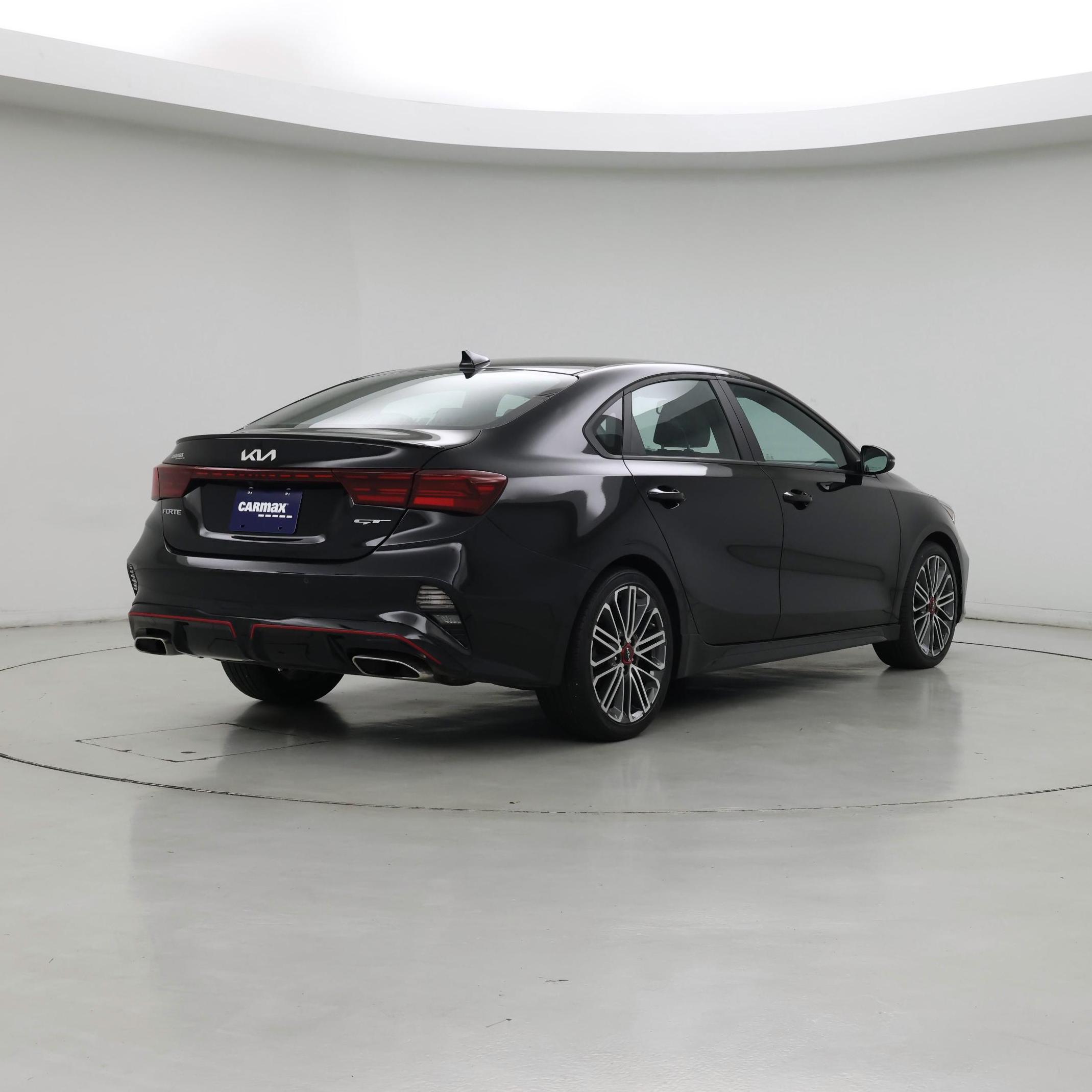 Thumbnail: 2023 Kia Forte - 8