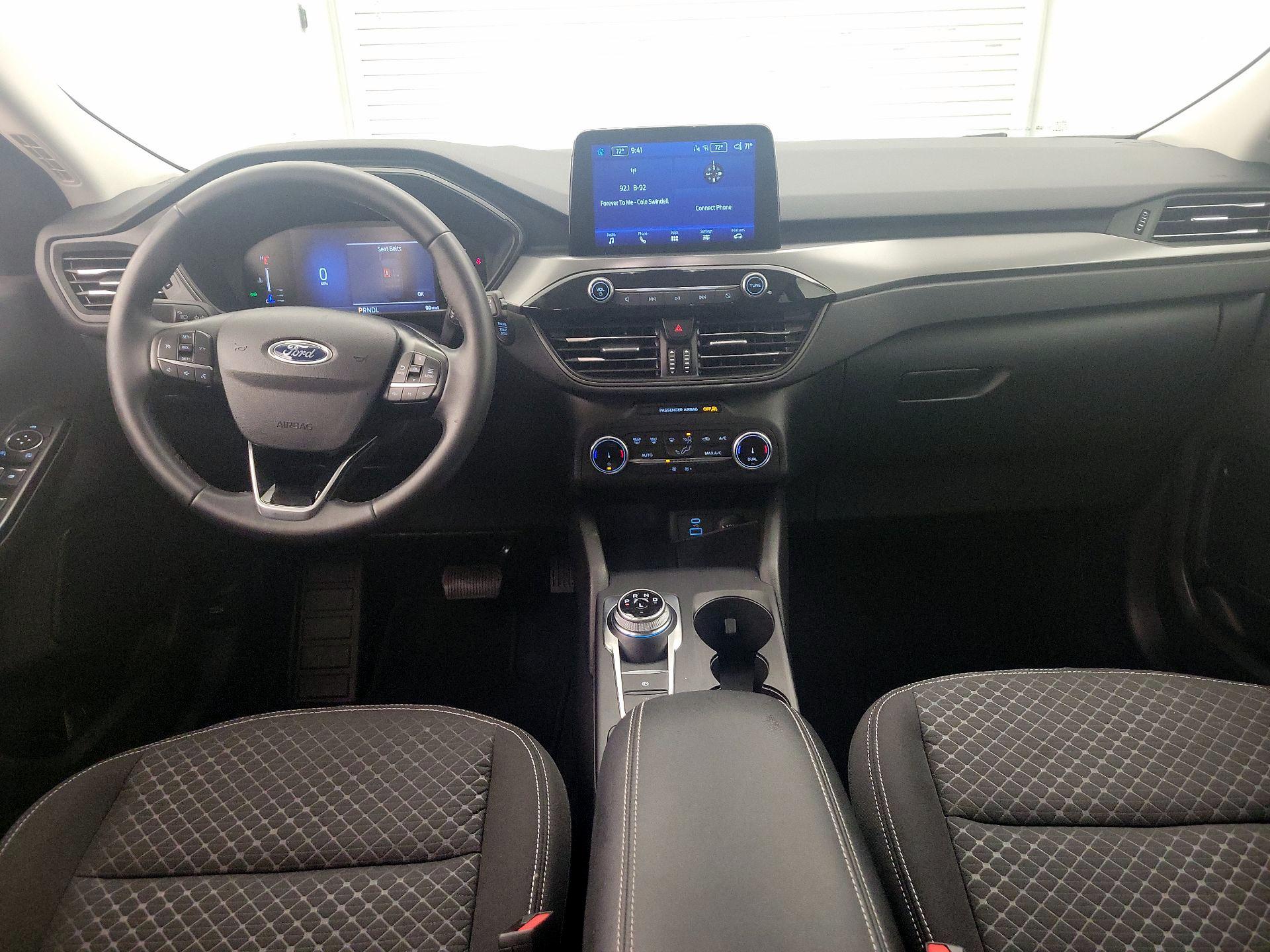 Thumbnail: 2023 Ford Escape - 9