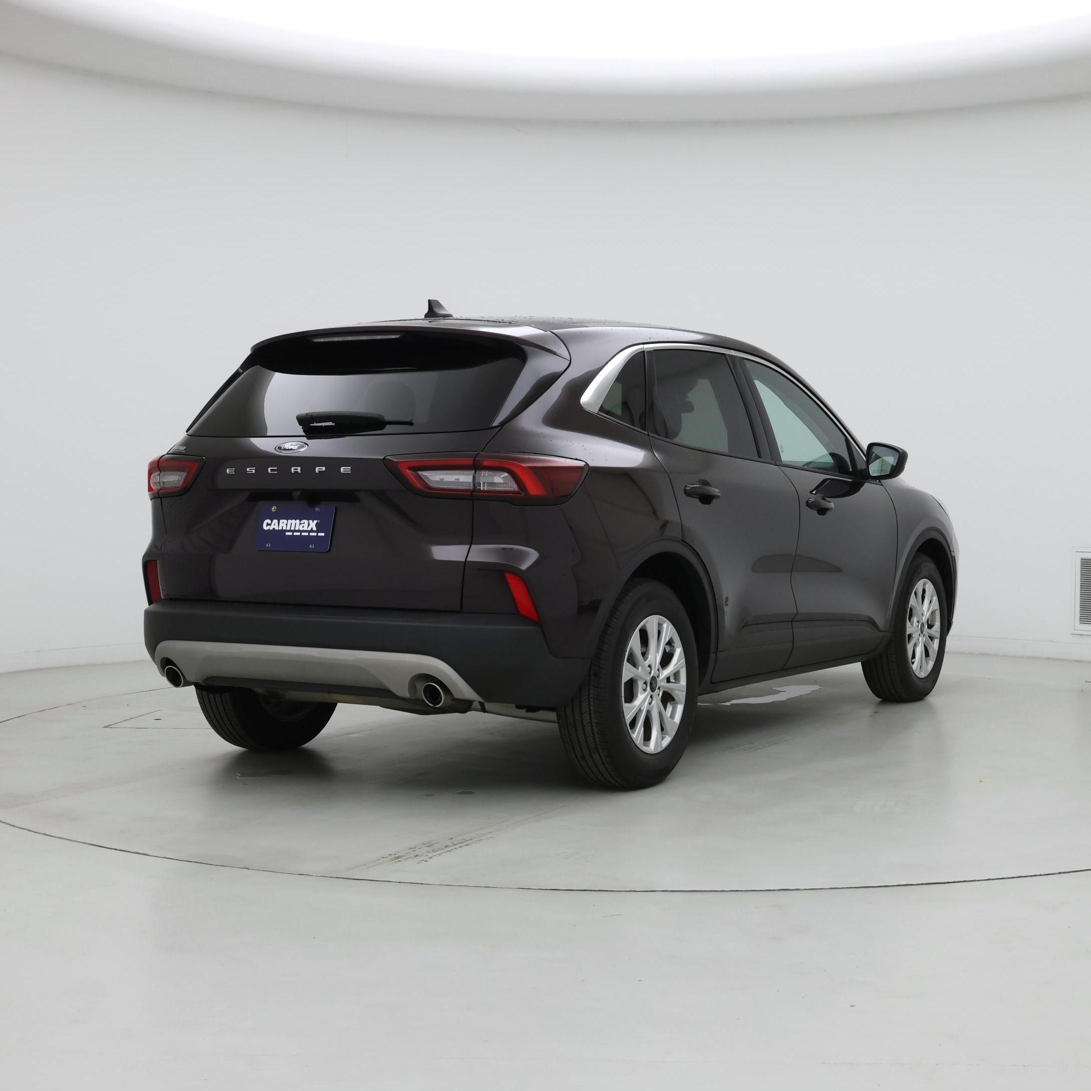 Thumbnail: 2023 Ford Escape - 8