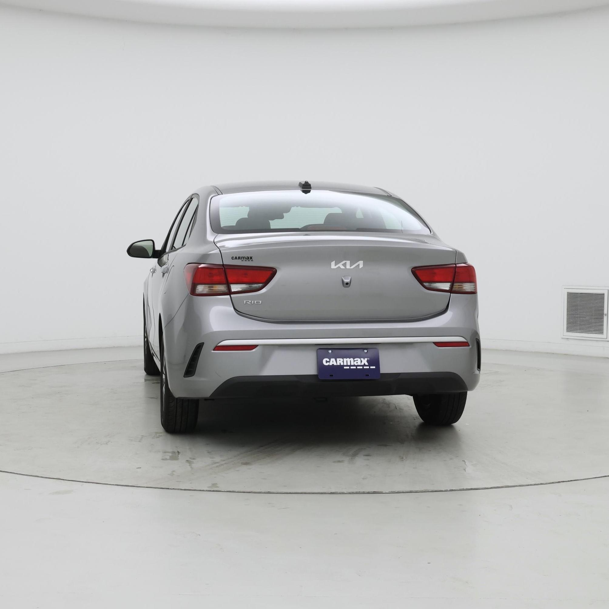 Thumbnail: 2023 Kia Rio - 6