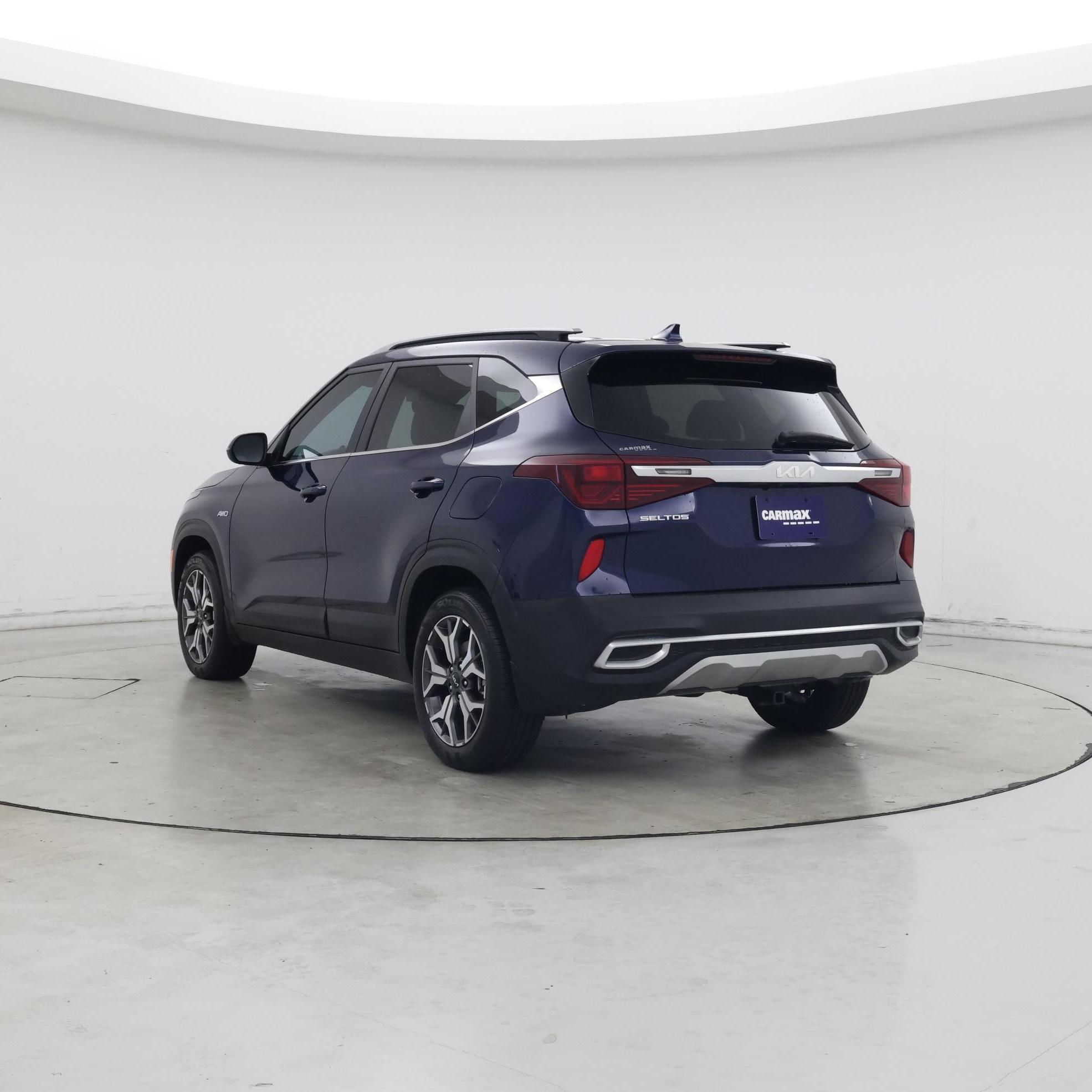 Thumbnail: 2023 Kia Seltos - 2