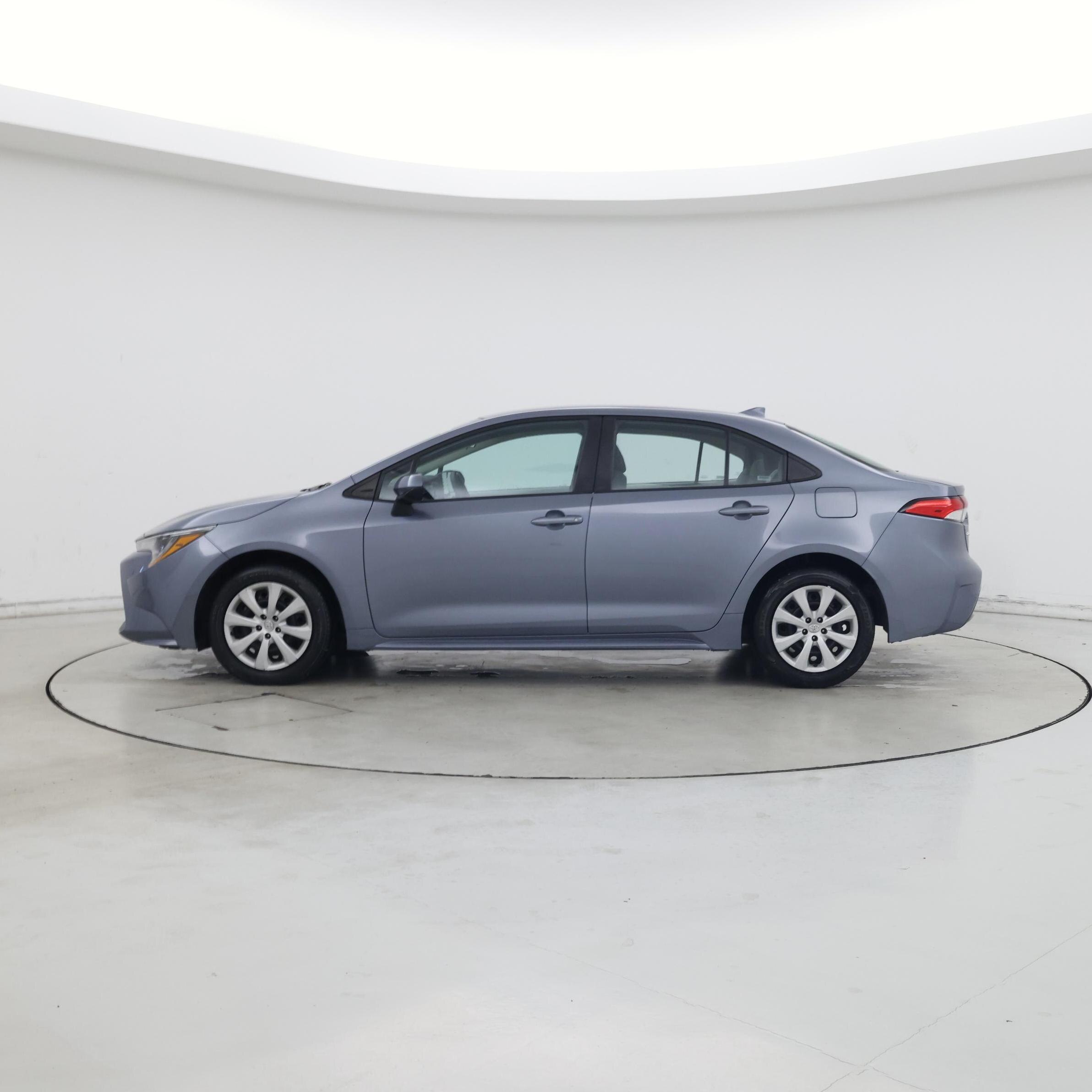 Thumbnail: 2022 Toyota Corolla - 3