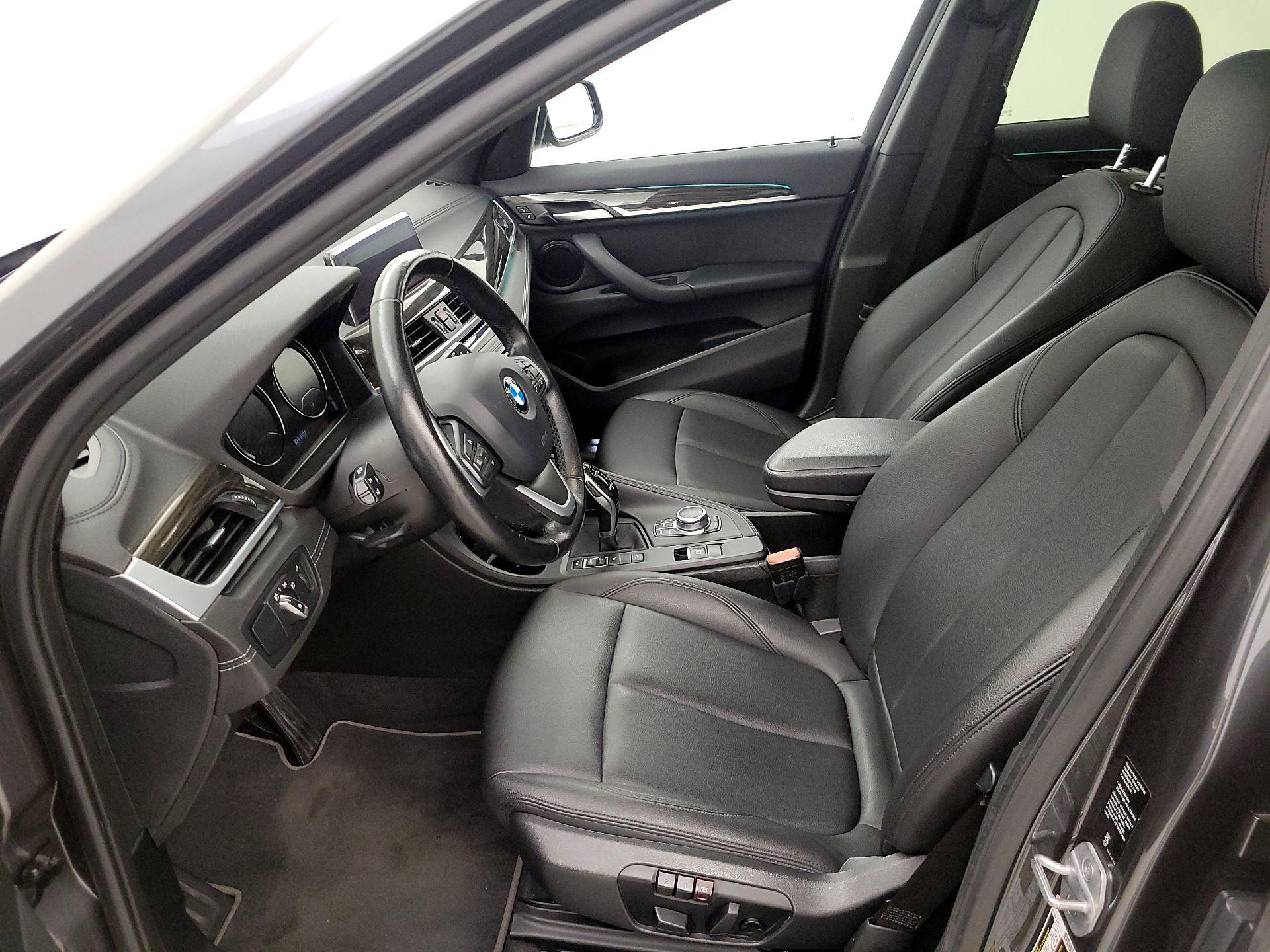 Thumbnail: 2021 BMW X1 - 11