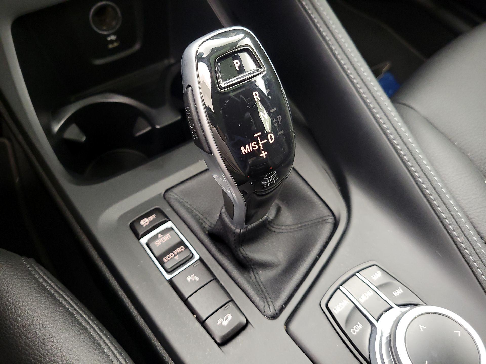 Thumbnail: 2021 BMW X1 - 18