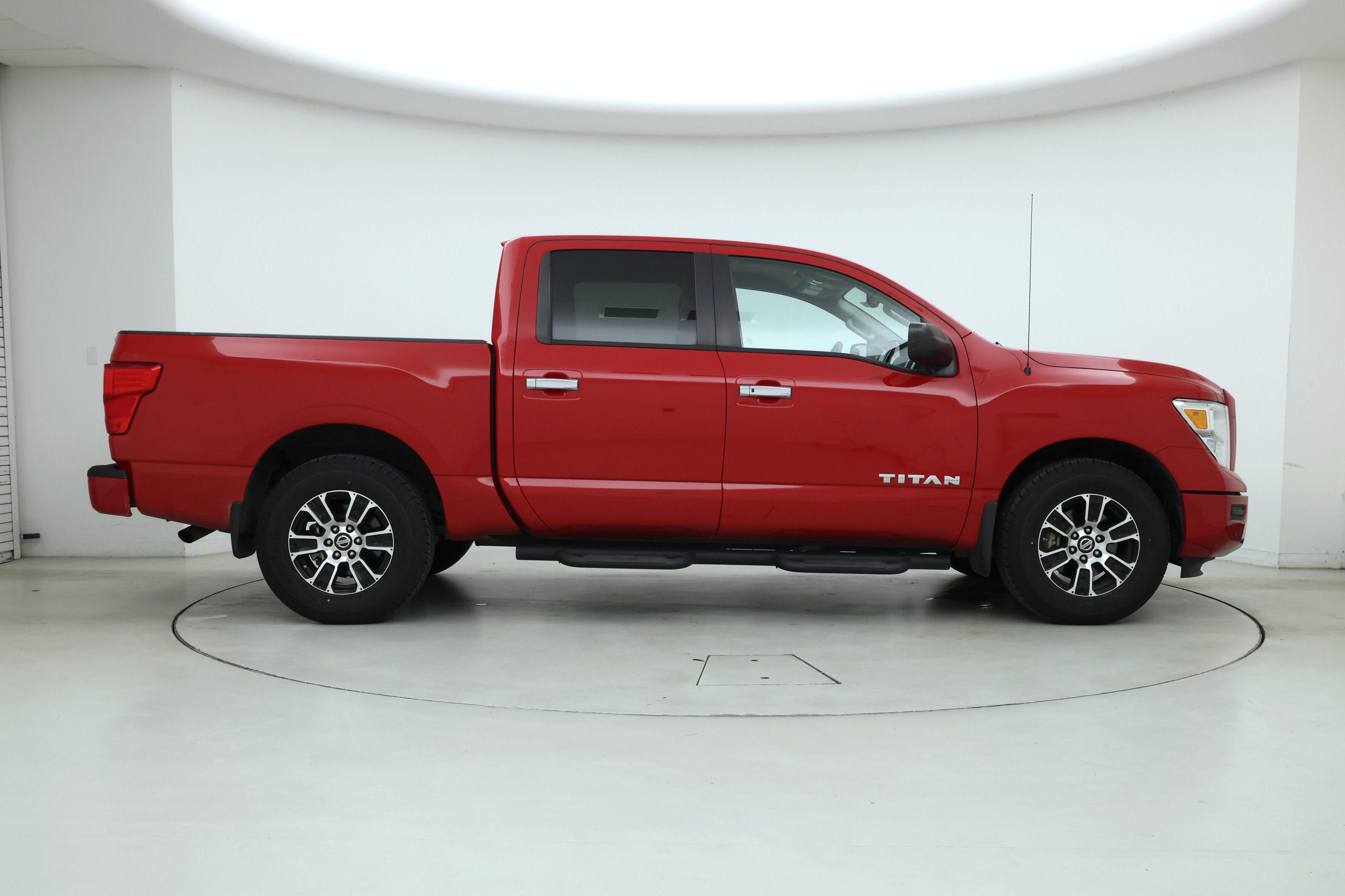 Thumbnail: 2021 Nissan Titan - 7