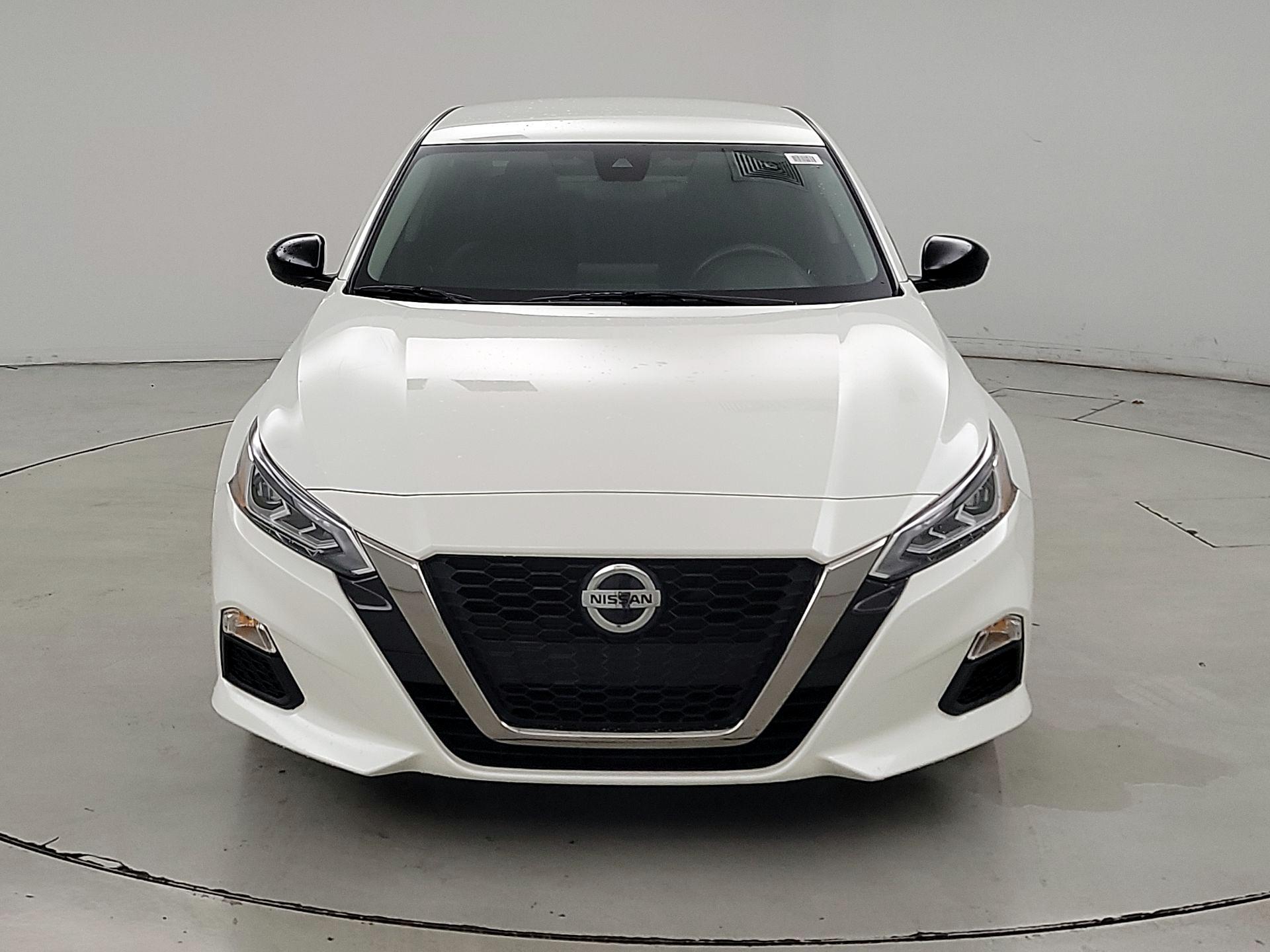 Thumbnail: 2022 Nissan Altima - 2