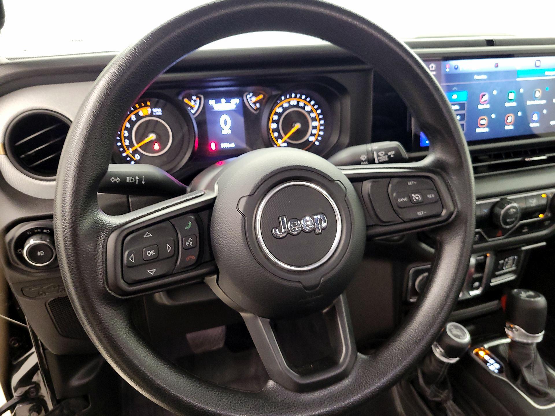 Thumbnail: 2025 Jeep Wrangler - 10