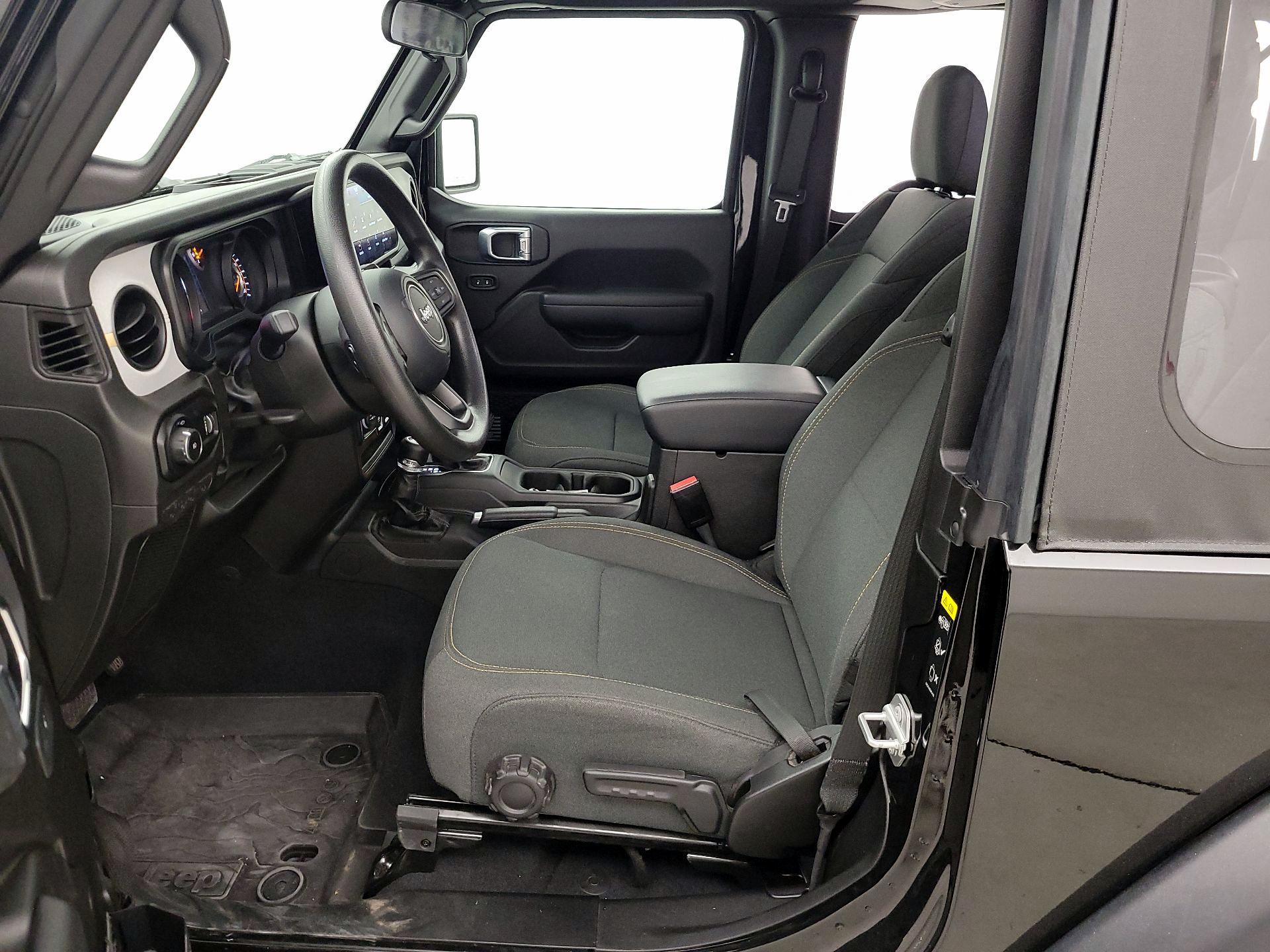 Thumbnail: 2025 Jeep Wrangler - 11