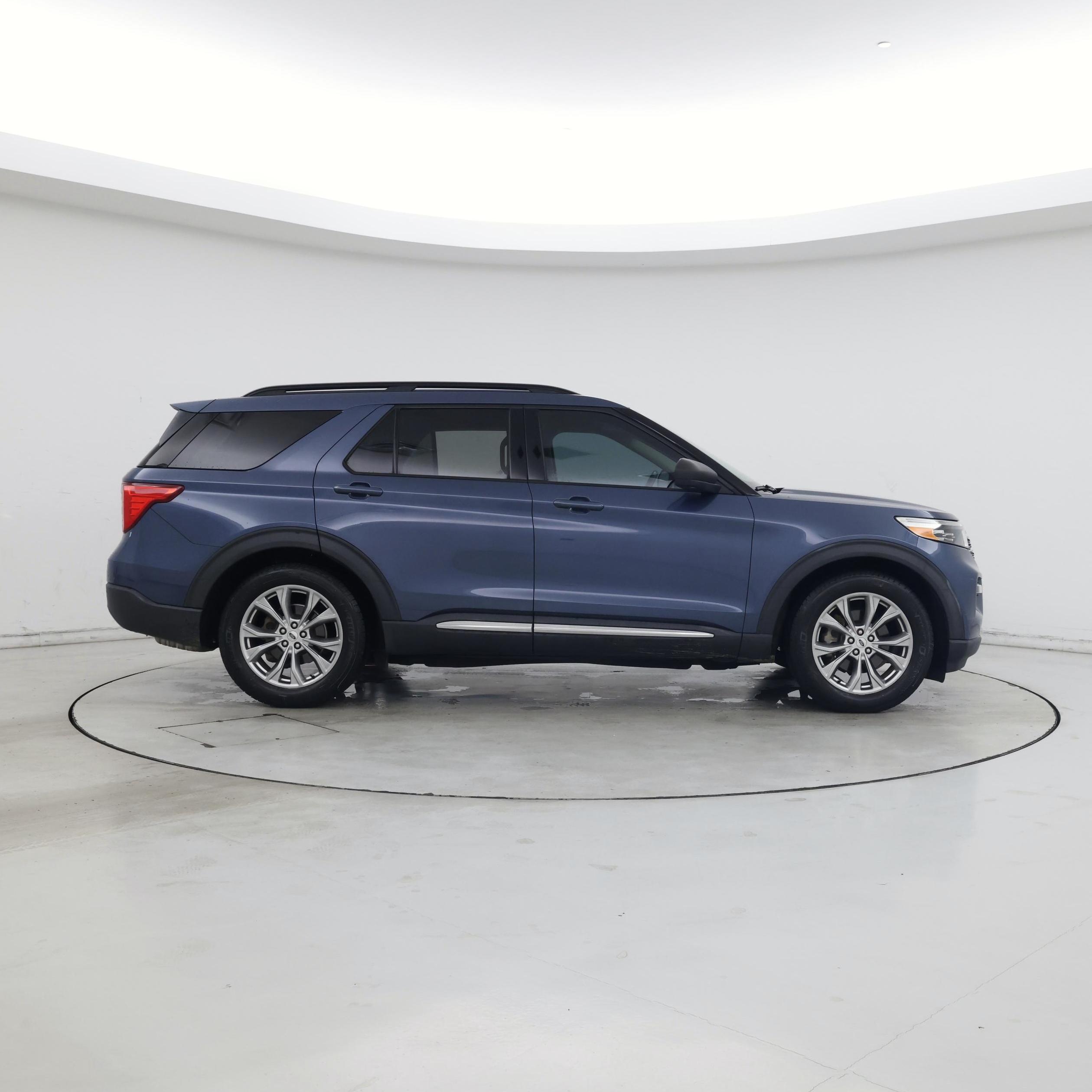 Thumbnail: 2020 Ford Explorer - 7