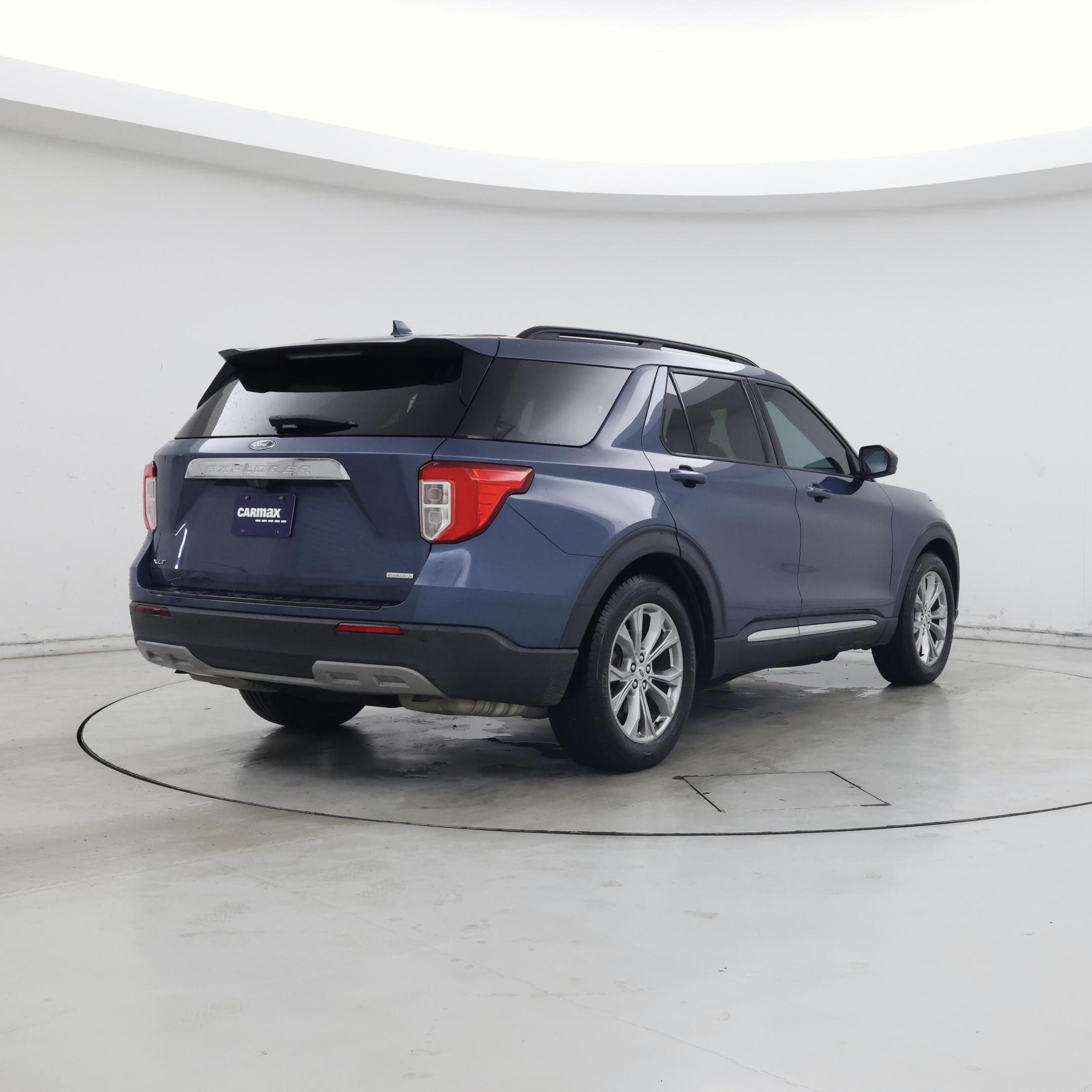 Thumbnail: 2020 Ford Explorer - 8
