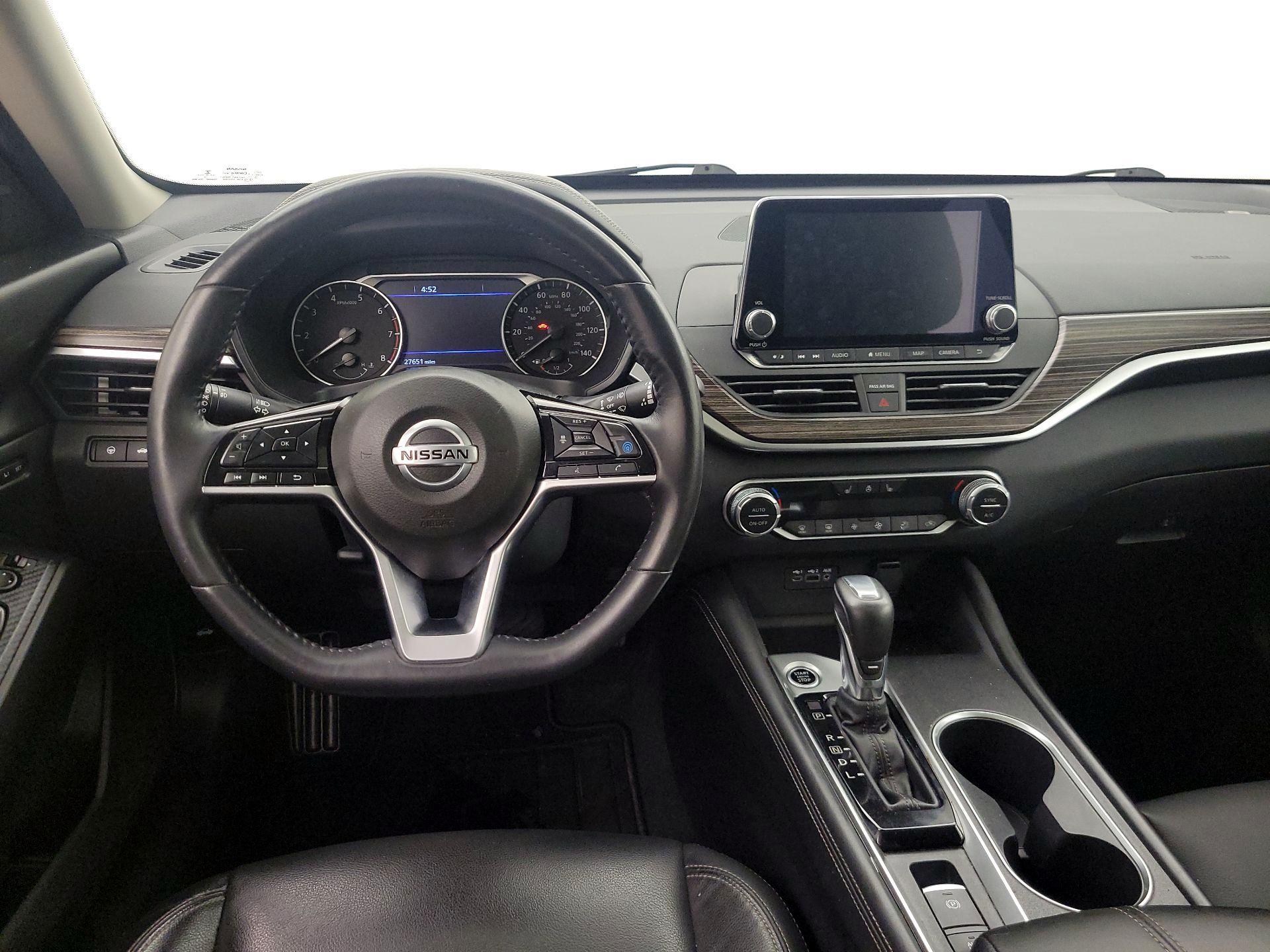 Thumbnail: 2019 Nissan Altima - 10