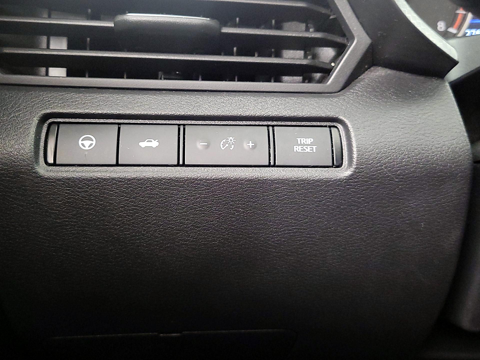 Thumbnail: 2019 Nissan Altima - 13