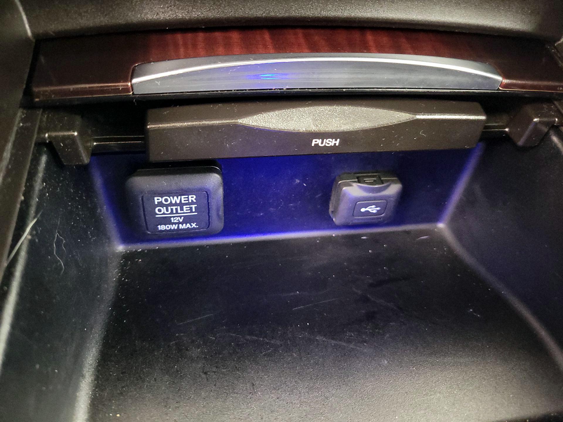 Thumbnail: 2015 Acura TLX - 19