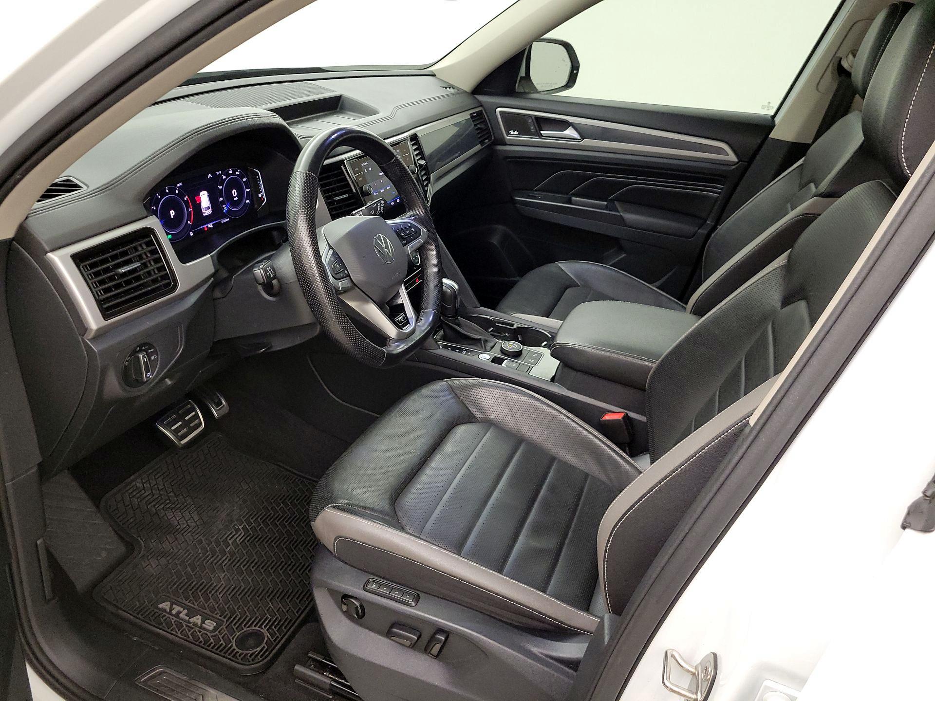 Thumbnail: 2021 Volkswagen Atlas - 11