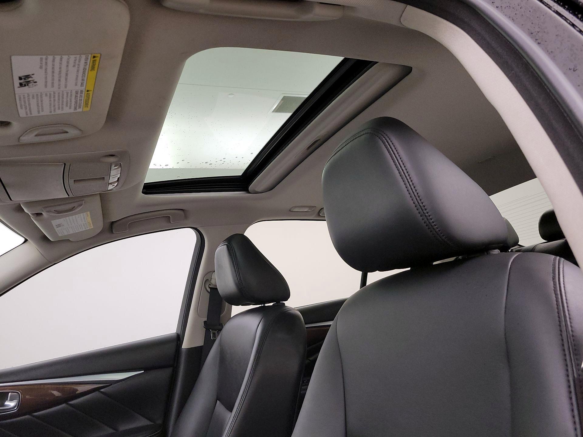 Thumbnail: 2019 INFINITI Q50 - 19