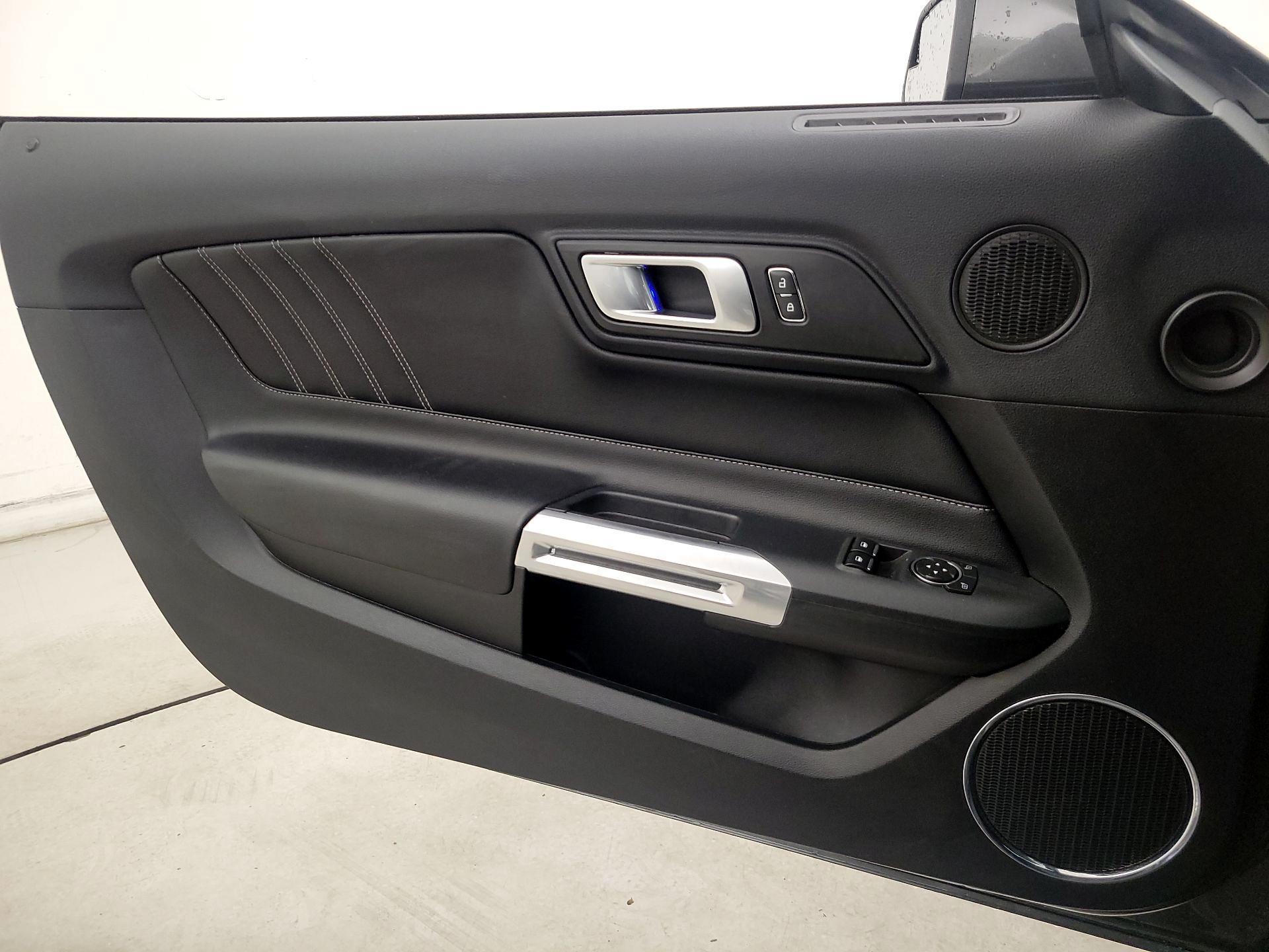Thumbnail: 2020 Ford Mustang - 12