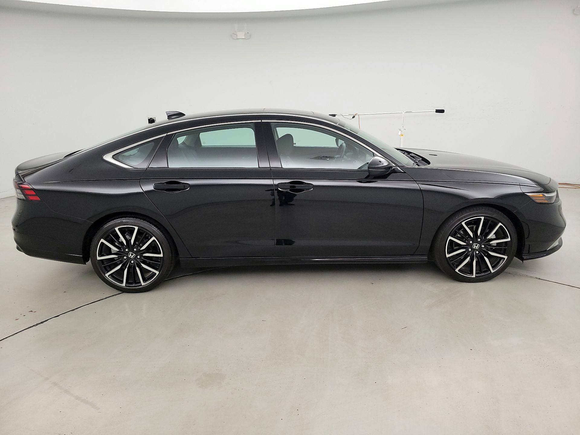 Thumbnail: 2023 Honda Accord - 4