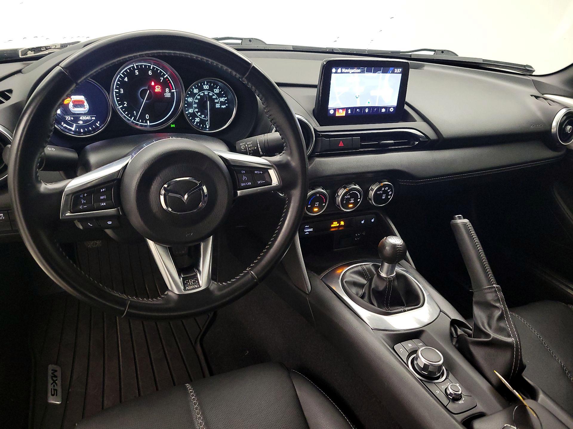 Thumbnail: 2020 Mazda MX-5 Miata - 8