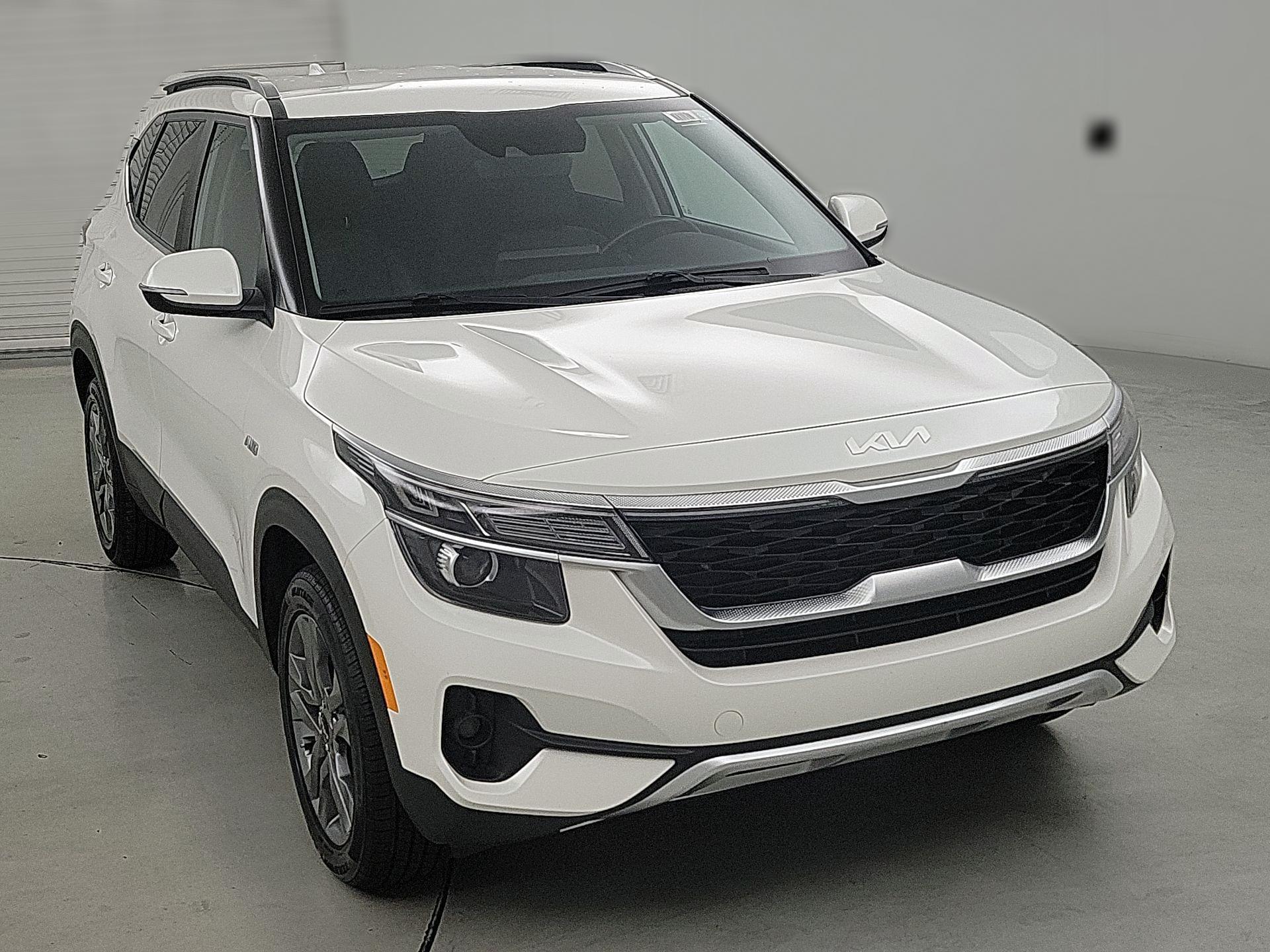 Thumbnail: 2022 Kia Seltos - 1