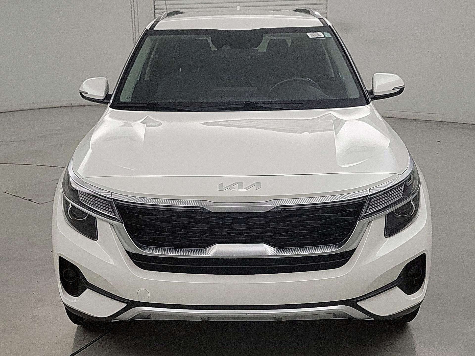 Thumbnail: 2022 Kia Seltos - 2
