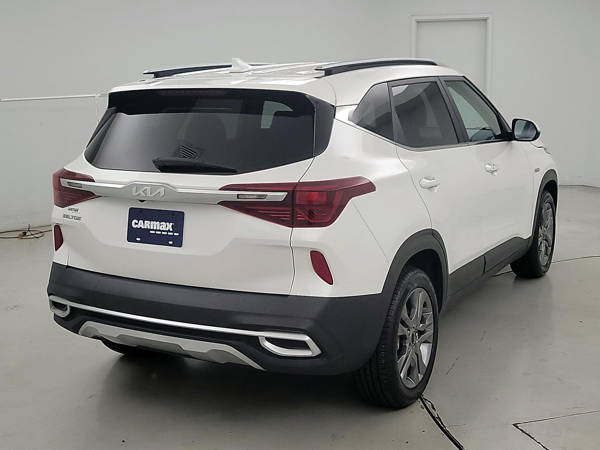 Thumbnail: 2022 Kia Seltos - 5