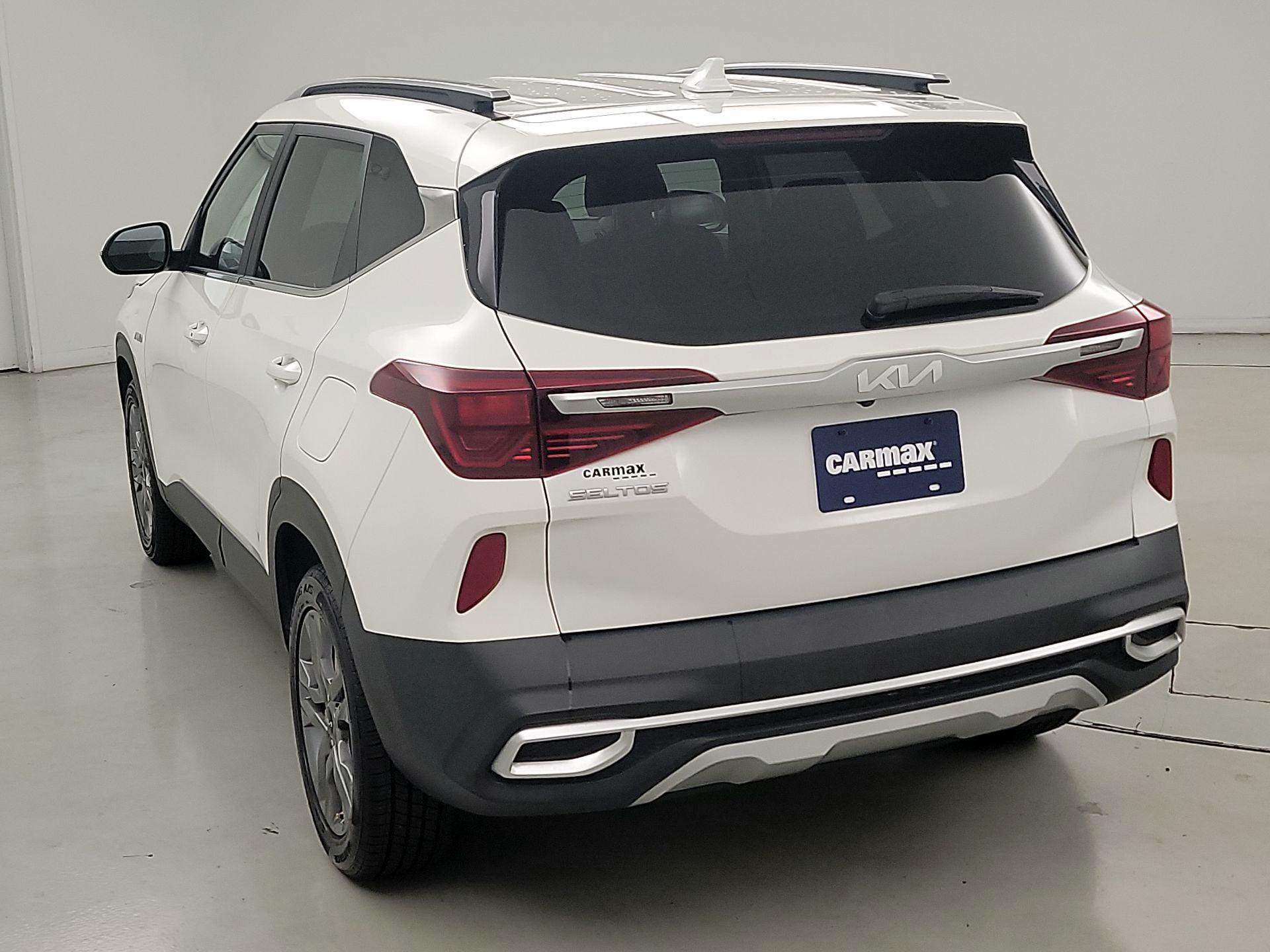 Thumbnail: 2022 Kia Seltos - 7