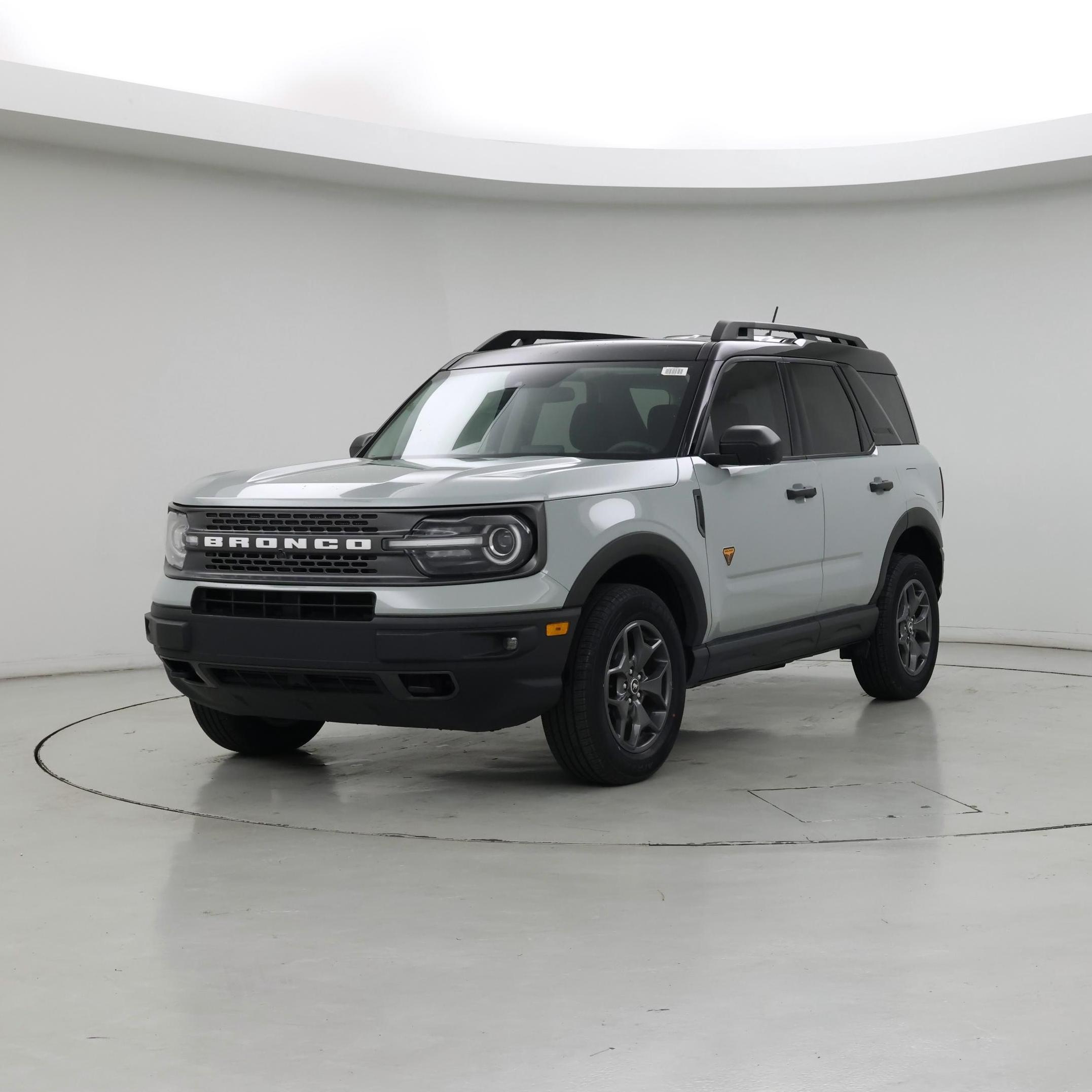 Thumbnail: 2021 Ford Bronco Sport - 4