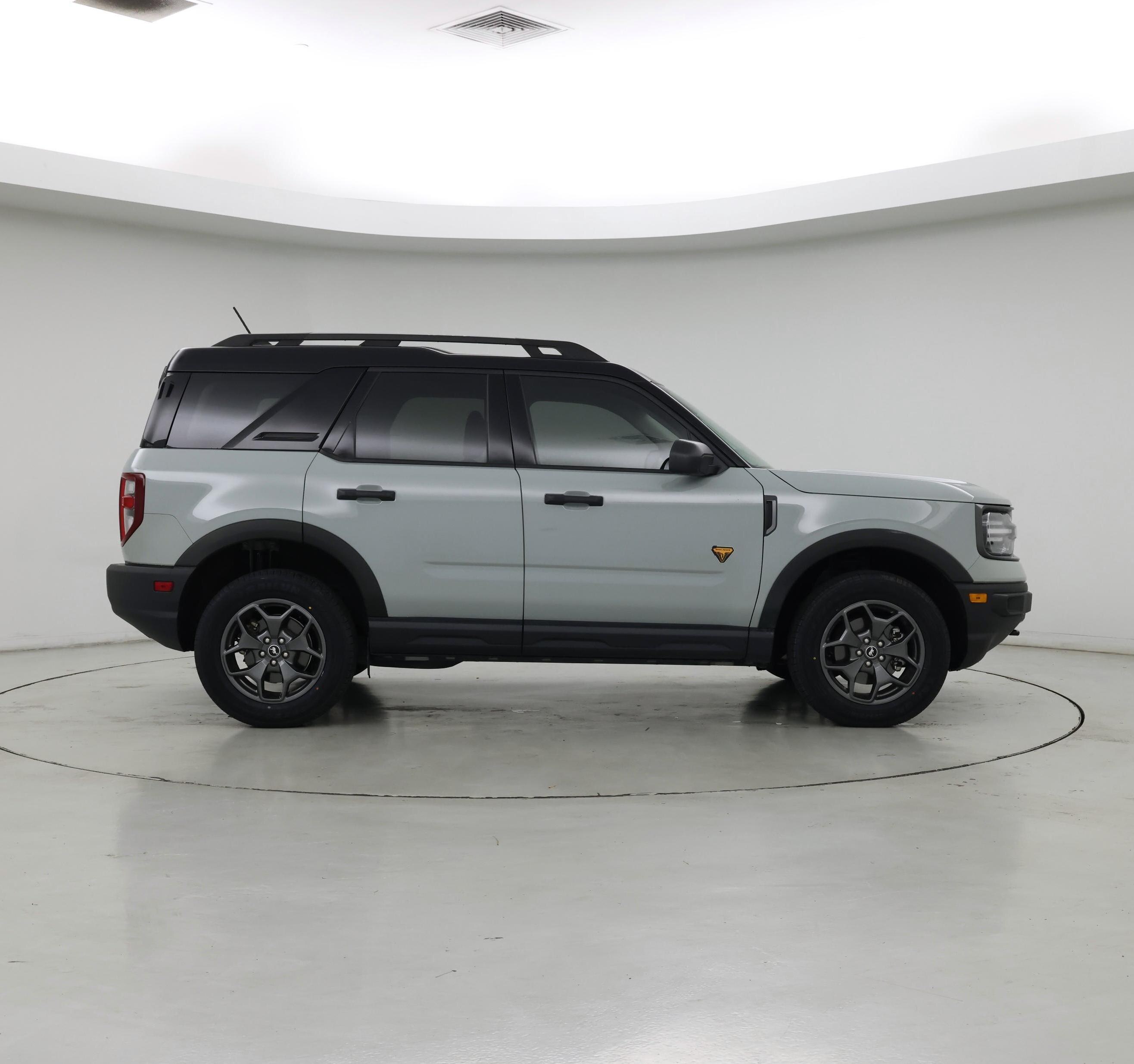 Thumbnail: 2021 Ford Bronco Sport - 7